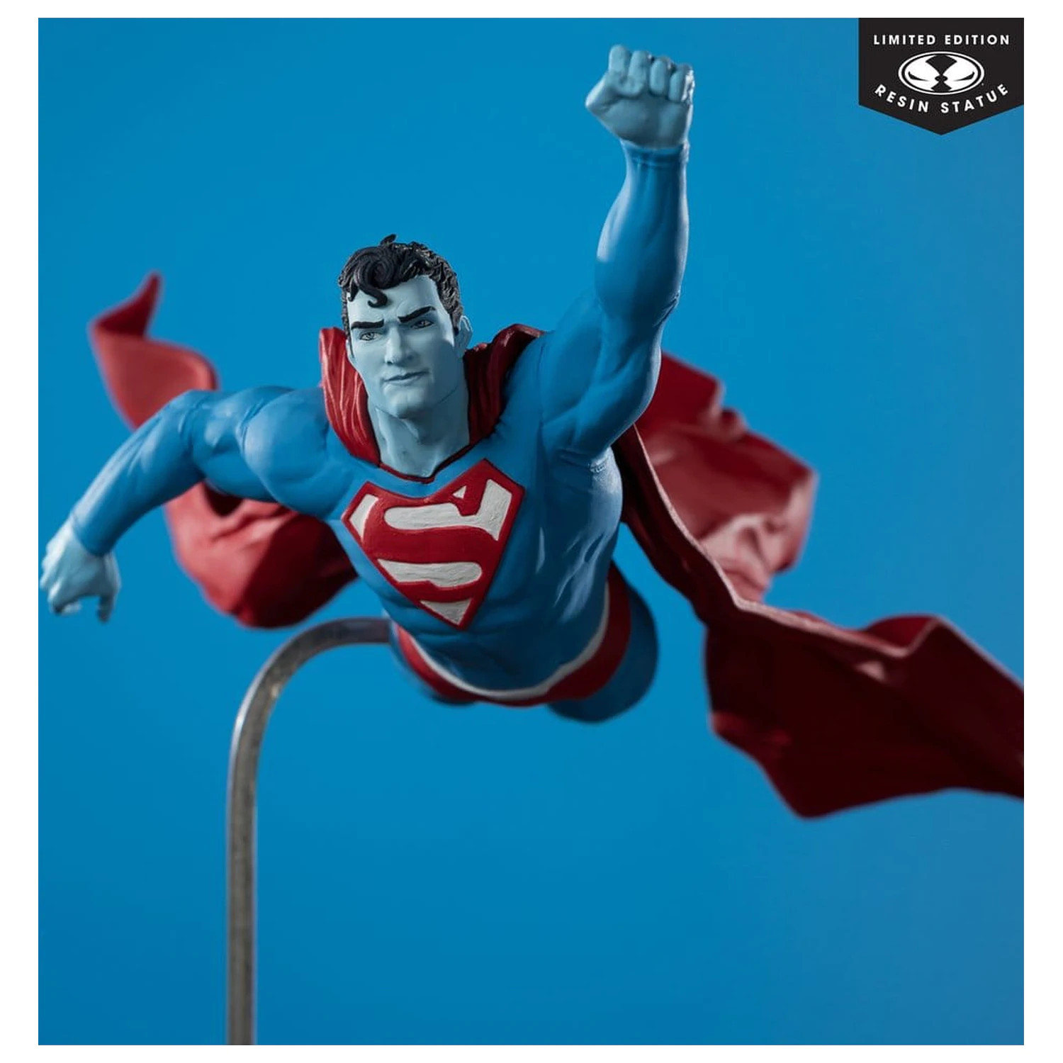 DC Direct Superman Red & Blue Statua 1/10 Superman by Lee Bermejo 26 cm fotografija proizvoda