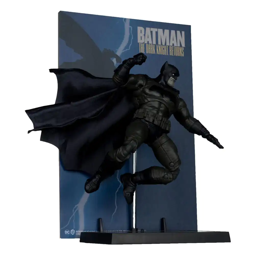 DC Multiverse McFarlane Cover Recreations akcijska figura Batman (Batman: The Dark Knight Returns #1) (Gold Label) 18 cm fotografija proizvoda