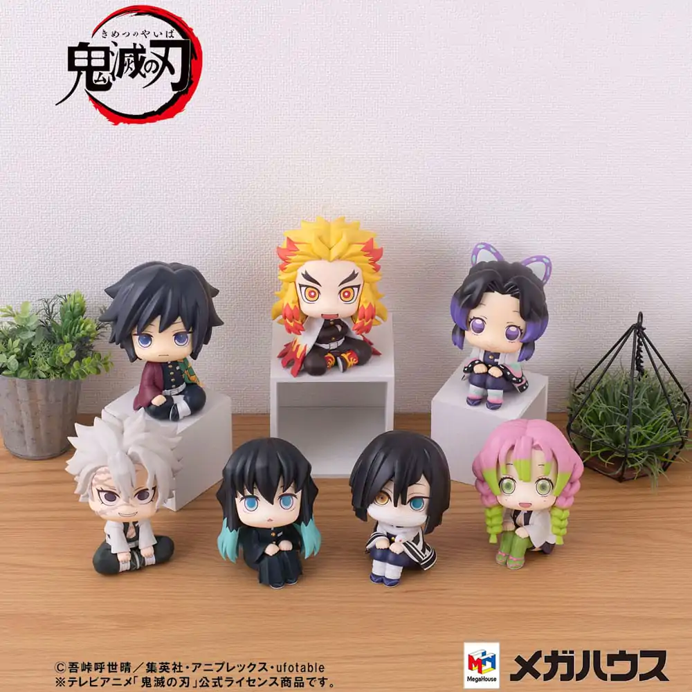 Demon Slayer Kimetsu no Yaiba Look Up PVC Kip Shinobu Kocho 11 cm fotografija proizvoda