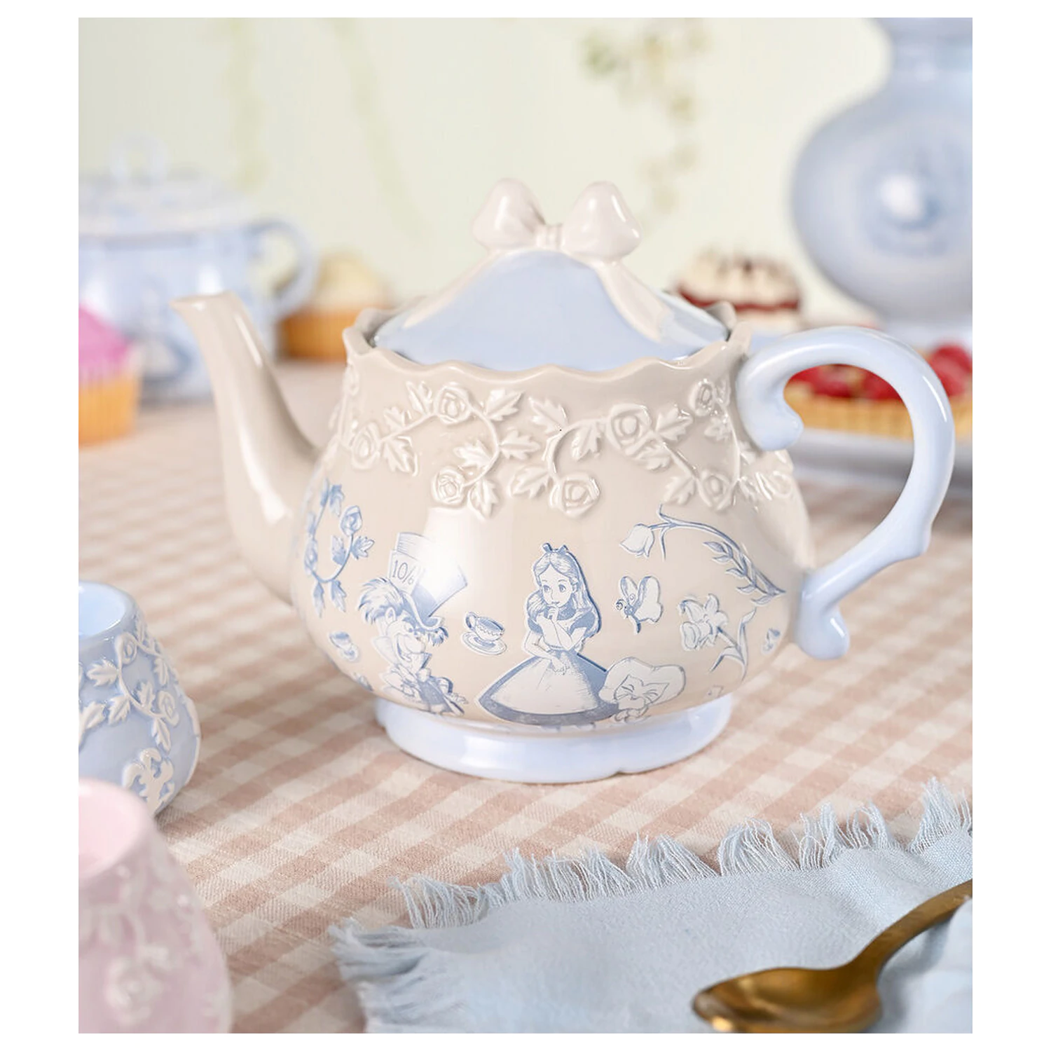 Disney Alice in Wonderland čajnik fotografija proizvoda
