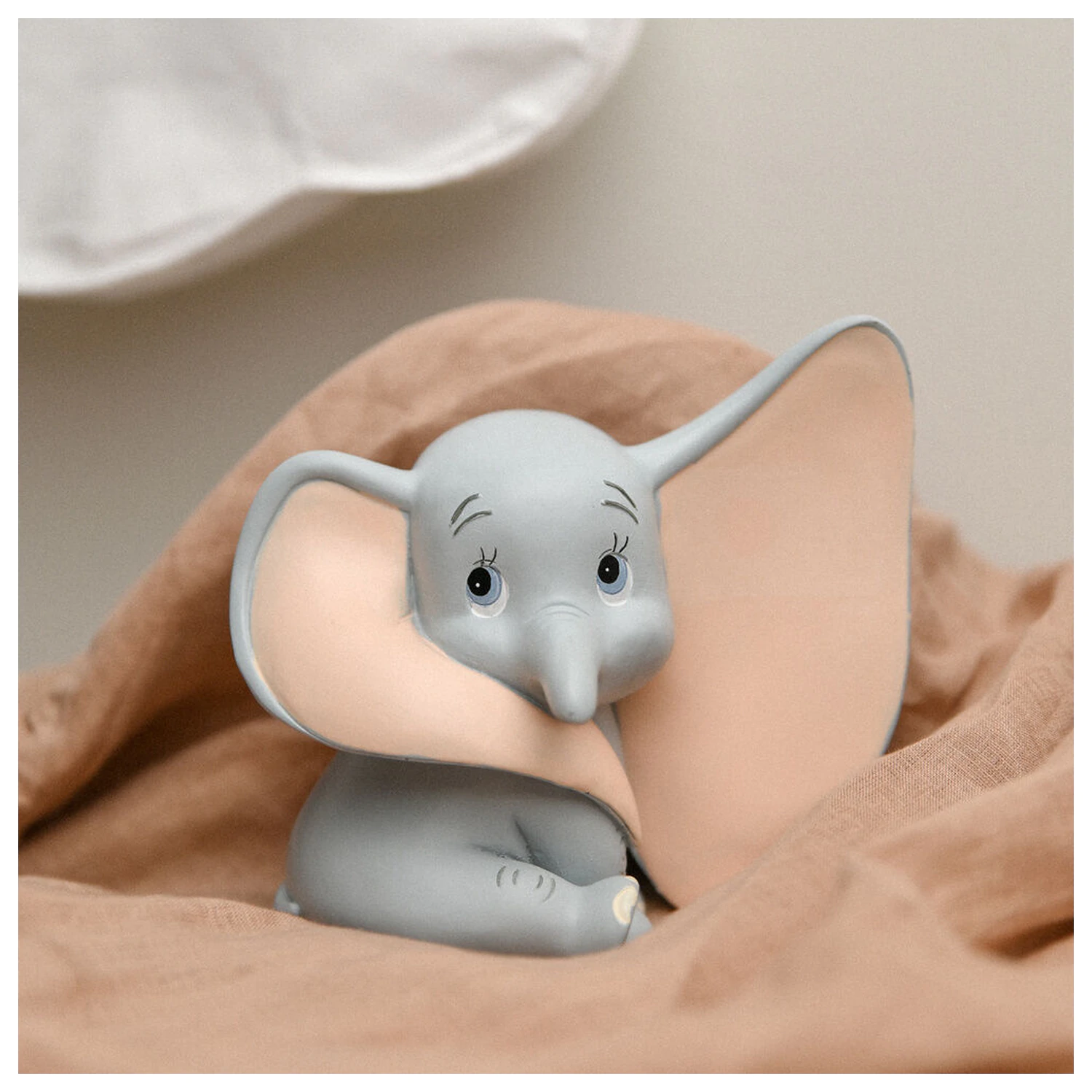 Disney Dumbo kasica prasica fotografija proizvoda