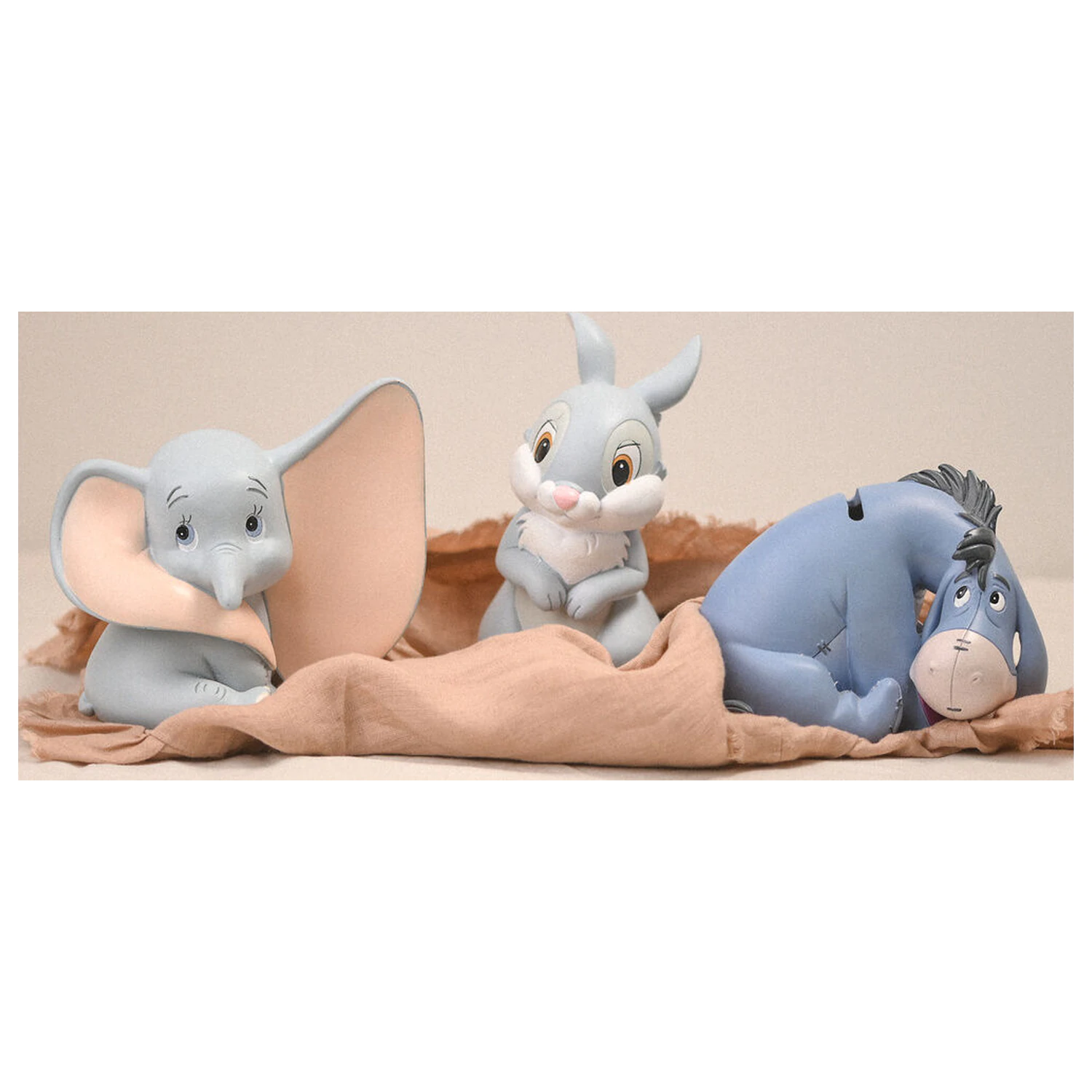 Disney Dumbo kasica prasica fotografija proizvoda