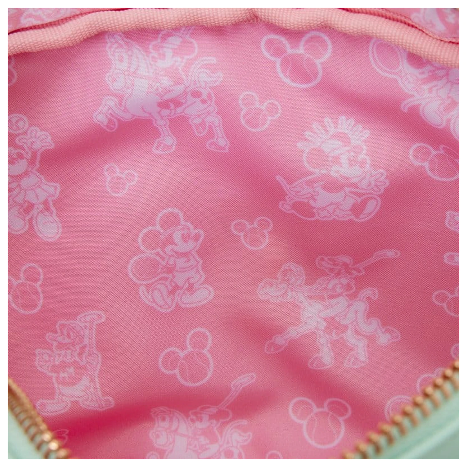 Disney by Loungefly Torba s jednim remenom s novčanikom za kovanice Mickey & Friends Tennis fotografija proizvoda