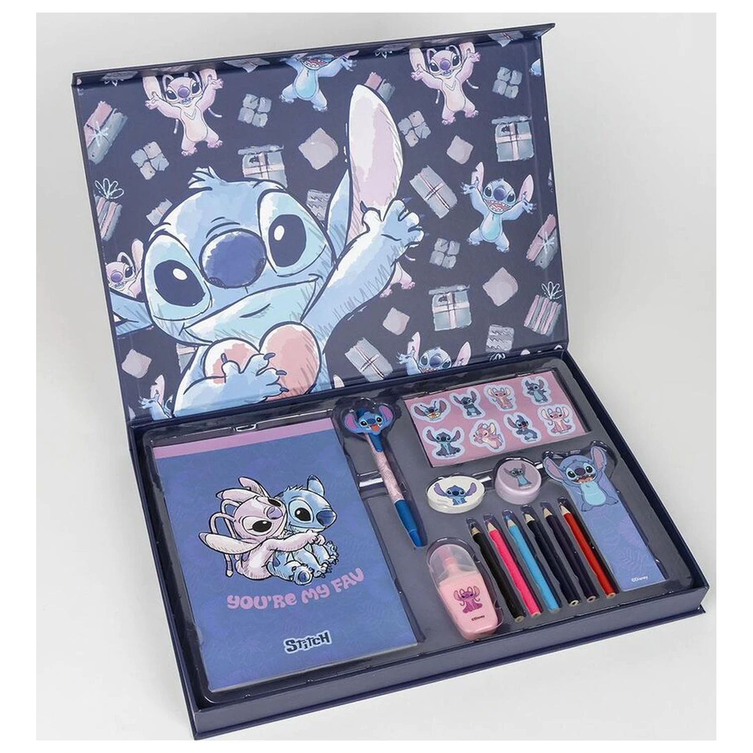 Disney Stitch set uredskog materijala fotografija proizvoda