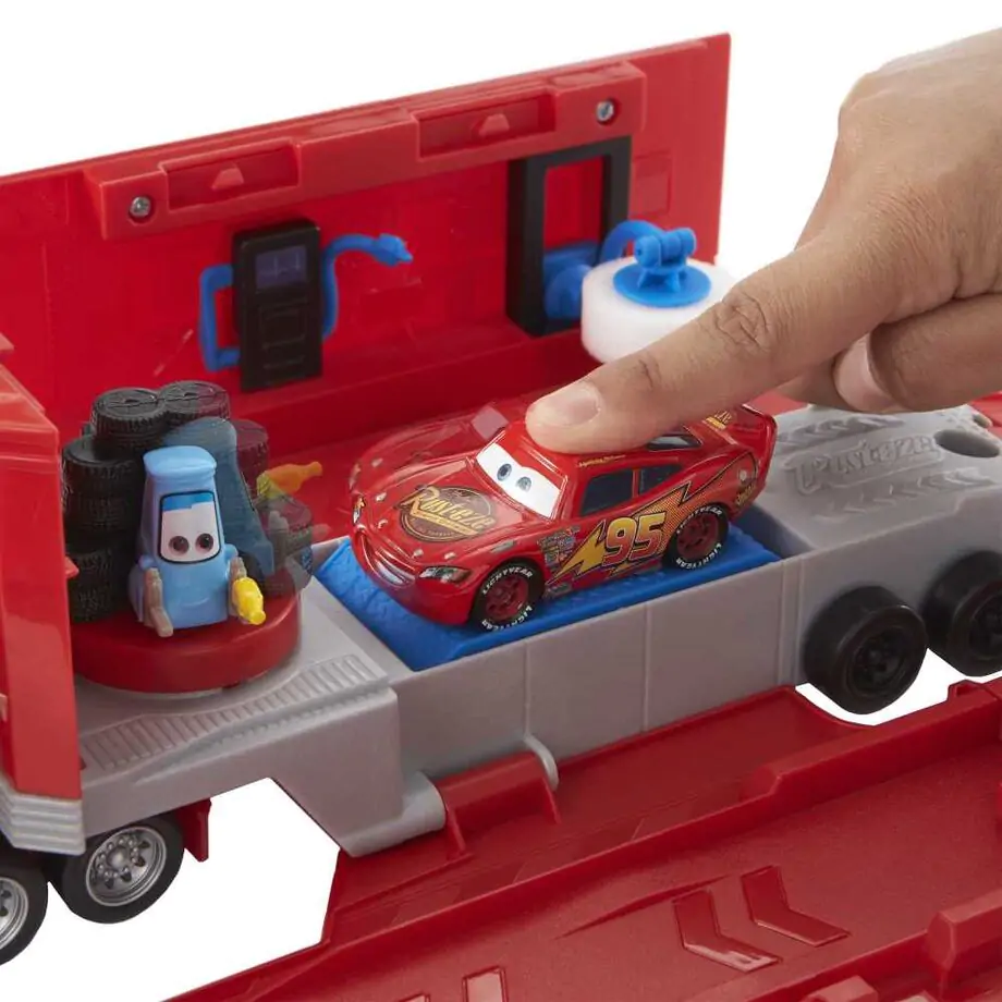 Disney Cars Transforming Mack set za igru s transformacijama fotografija proizvoda