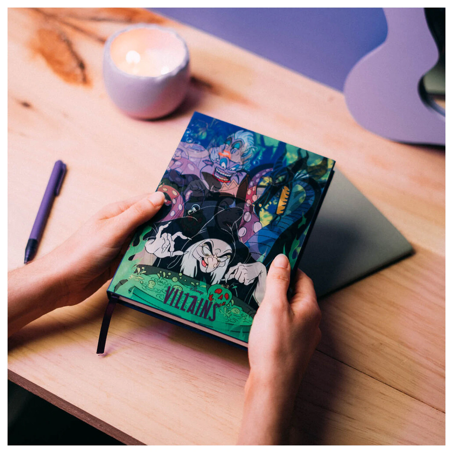 Disney Villains A5 lentikularna bilježnica fotografija proizvoda