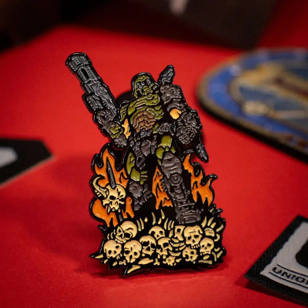 Doom Eternal Pin Značka Doom Guy Limited Edition fotografija proizvoda