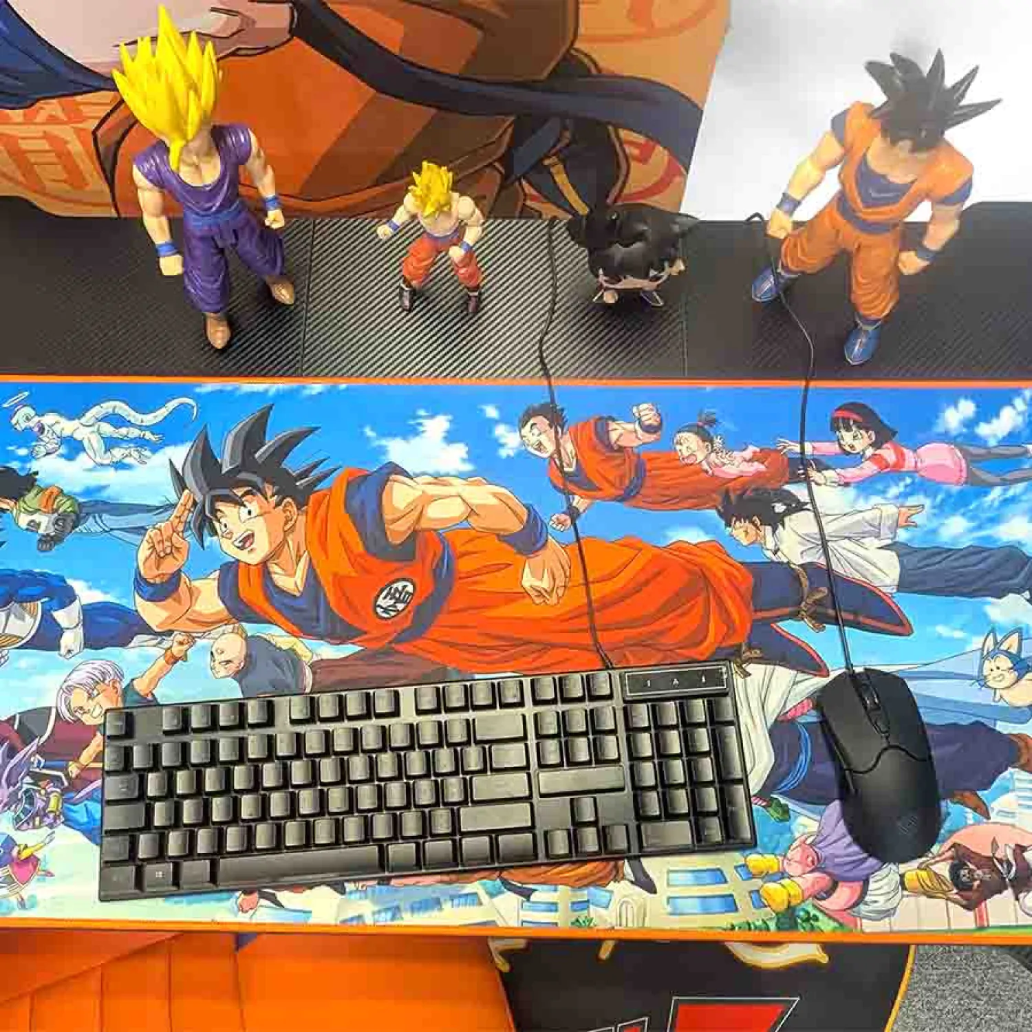 Dragon Ball Z XXL Podloga za stol Goku's Friends fotografija proizvoda