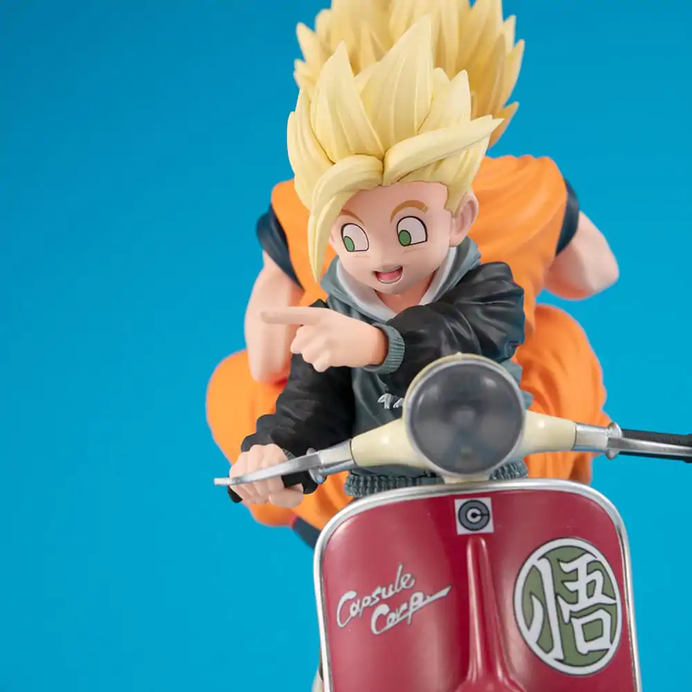 Dragonball Z 05 Desktop Real McCoy PVC Diorama Super Saiyan Son Goku & Super Saiyan Son Gohan & Motorbike 16 cmDragonball Z 05 Desktop Real McCoy PVC Diorama Super Saiyan Son Goku & Super Saiyan Son Gohan & Motorbike 16 cm fotografija proizvoda