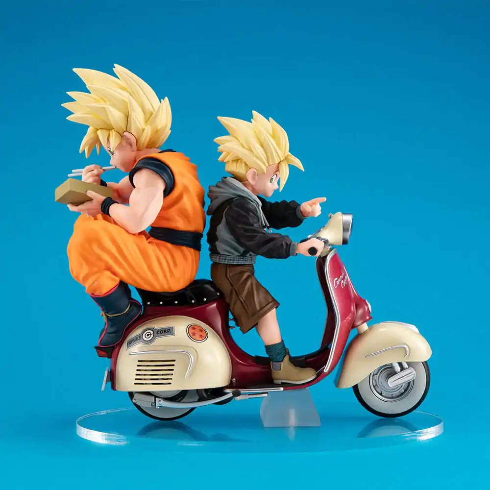 Dragonball Z 05 Desktop Real McCoy PVC Diorama Super Saiyan Son Goku & Super Saiyan Son Gohan & Motorbike 16 cmDragonball Z 05 Desktop Real McCoy PVC Diorama Super Saiyan Son Goku & Super Saiyan Son Gohan & Motorbike 16 cm fotografija proizvoda