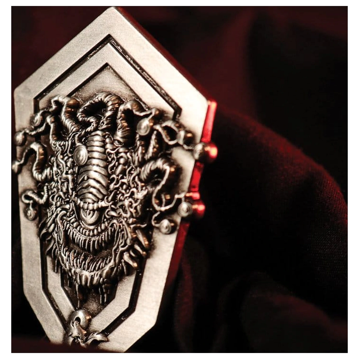 Dungeons & Dragons bedž Beholder Limited Edition fotografija proizvoda