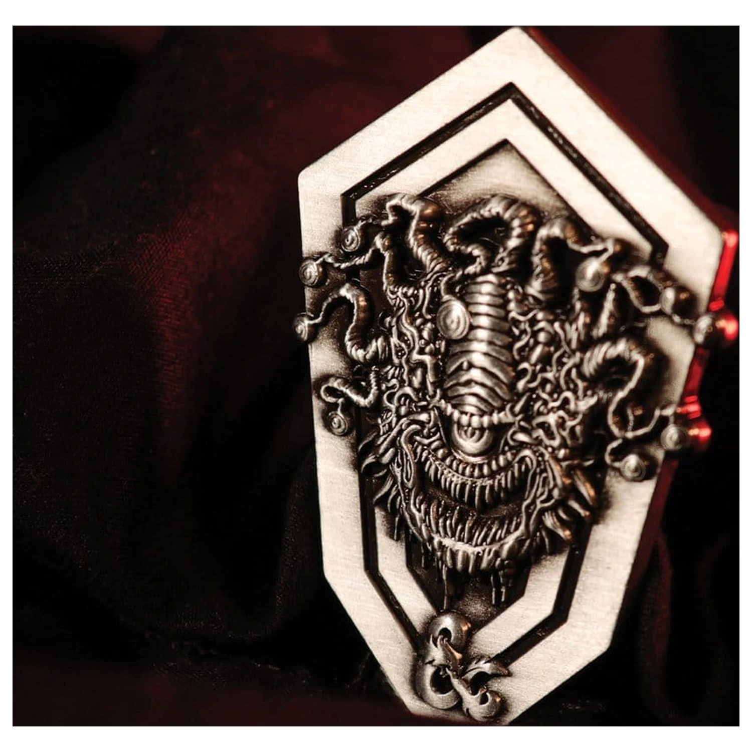 Dungeons & Dragons bedž Beholder Limited Edition fotografija proizvoda
