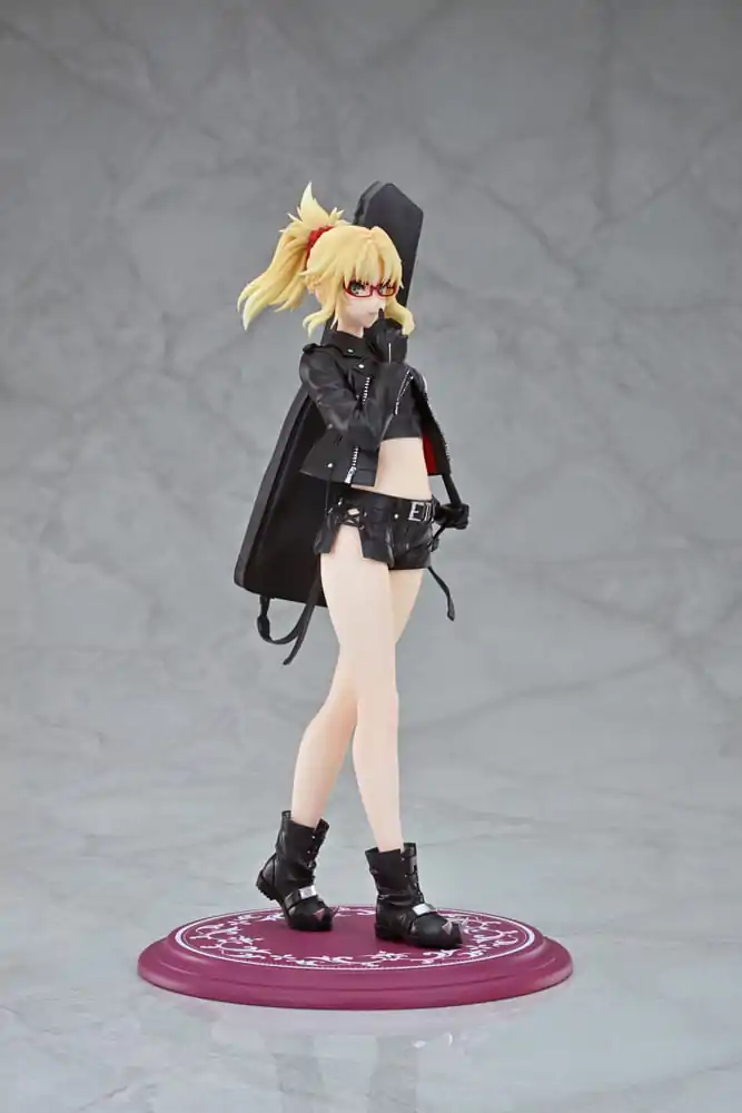 Fate/Apocrypha PVC Kip 1/7 Red Saber (Mordred) Original Glasses Model Ver. 22 cm fotografija proizvoda