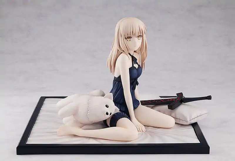 Fate/stay night: Heaven's Feel PVC Kip 1/7 Saber Alter: Babydoll Dress Ver. 15 cm fotografija proizvoda