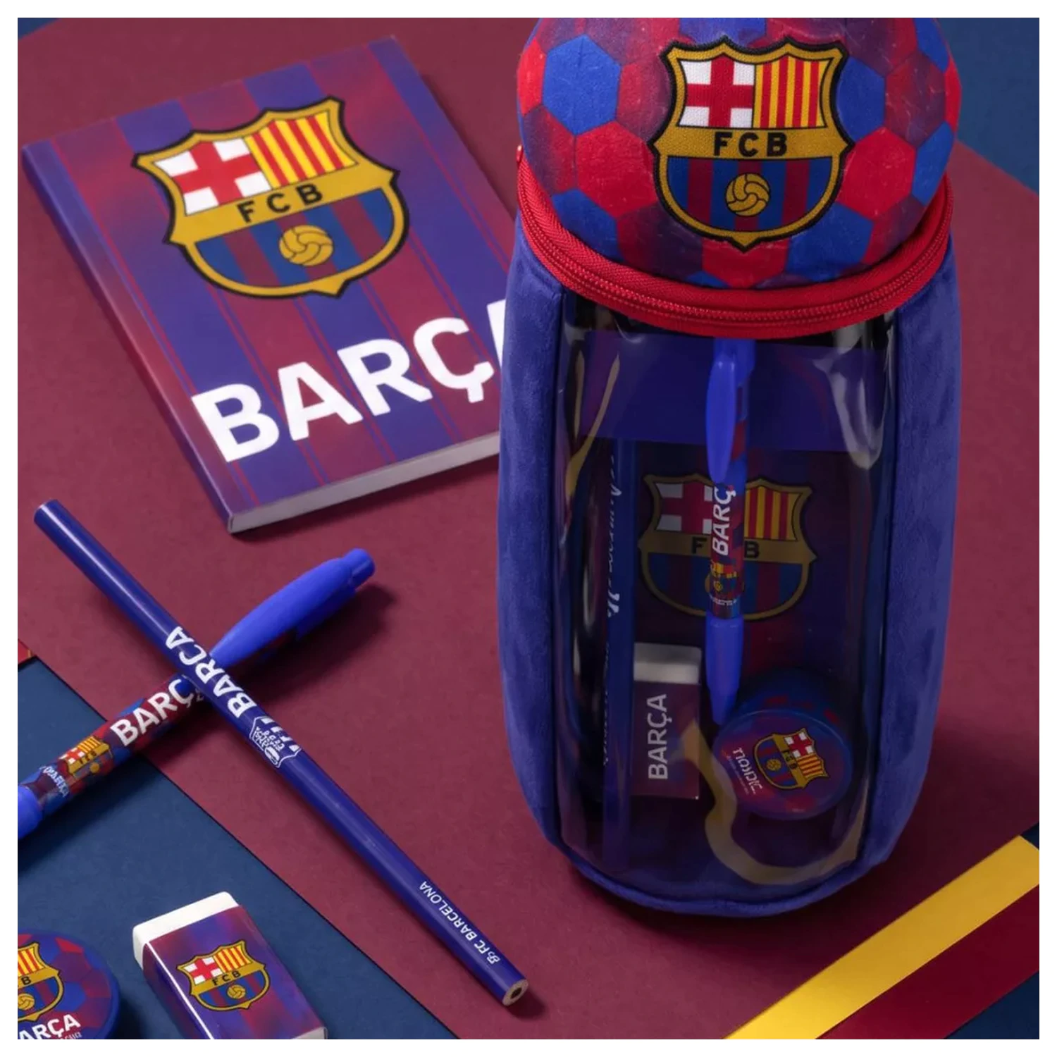 FC Barcelona Plišana puna pernica fotografija proizvoda