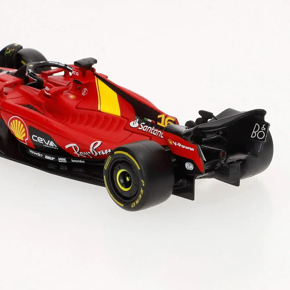 Formula 1 Ferrari paket od 2 automobila fotografija proizvoda