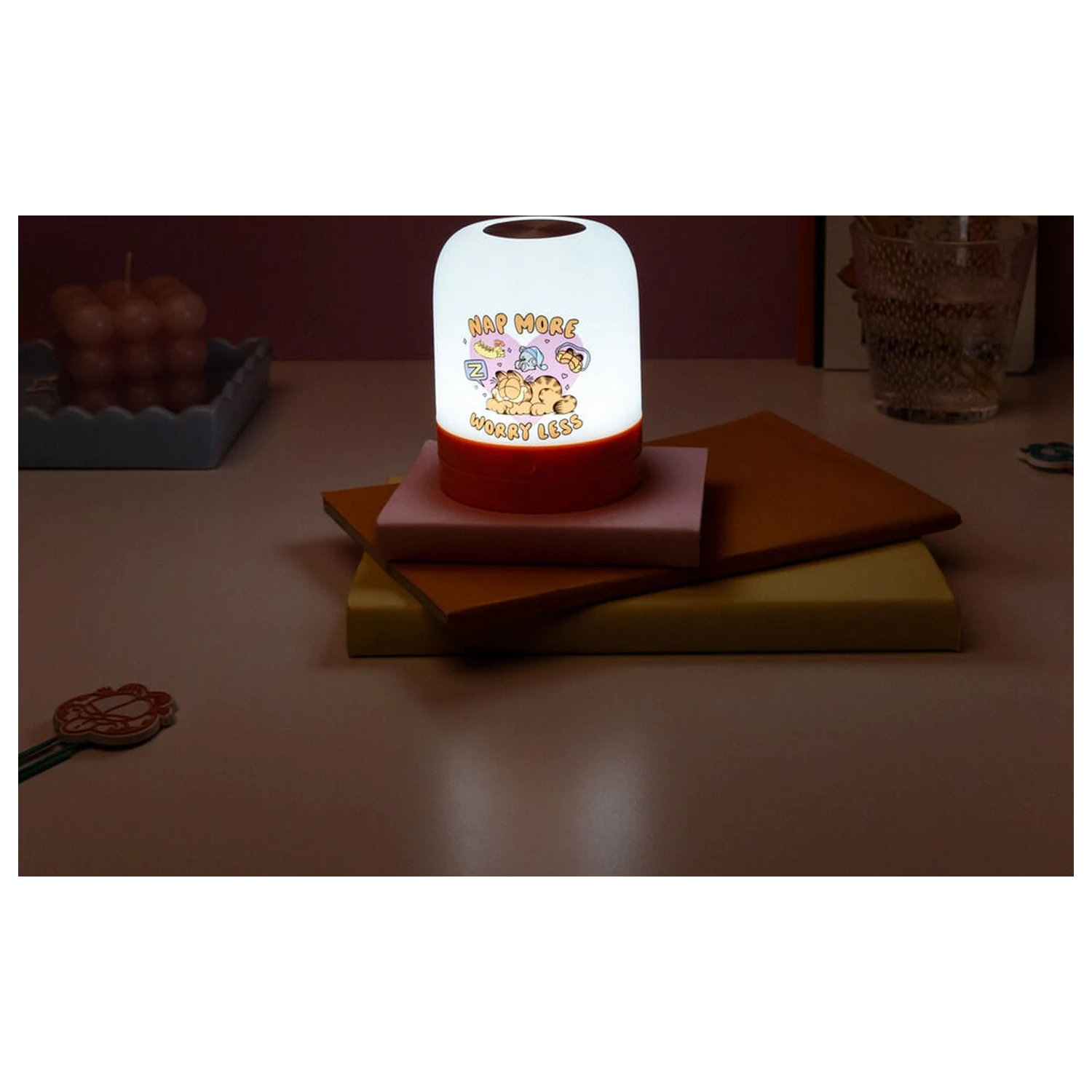 Garfield ambijentalna lampa fotografija proizvoda