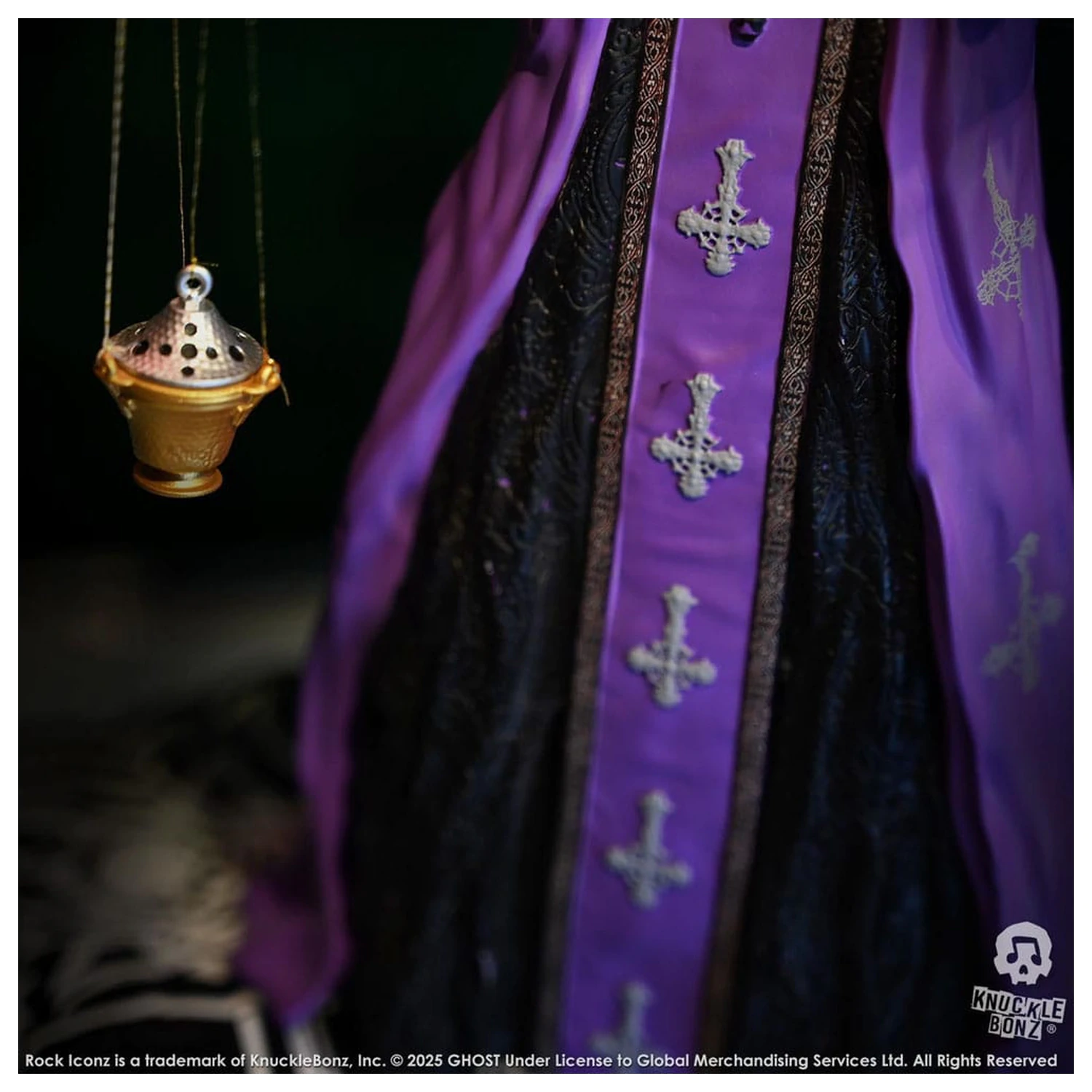 Ghost Rock Iconz statua Papa V Perpetua Purple Robes 22 cm fotografija proizvoda