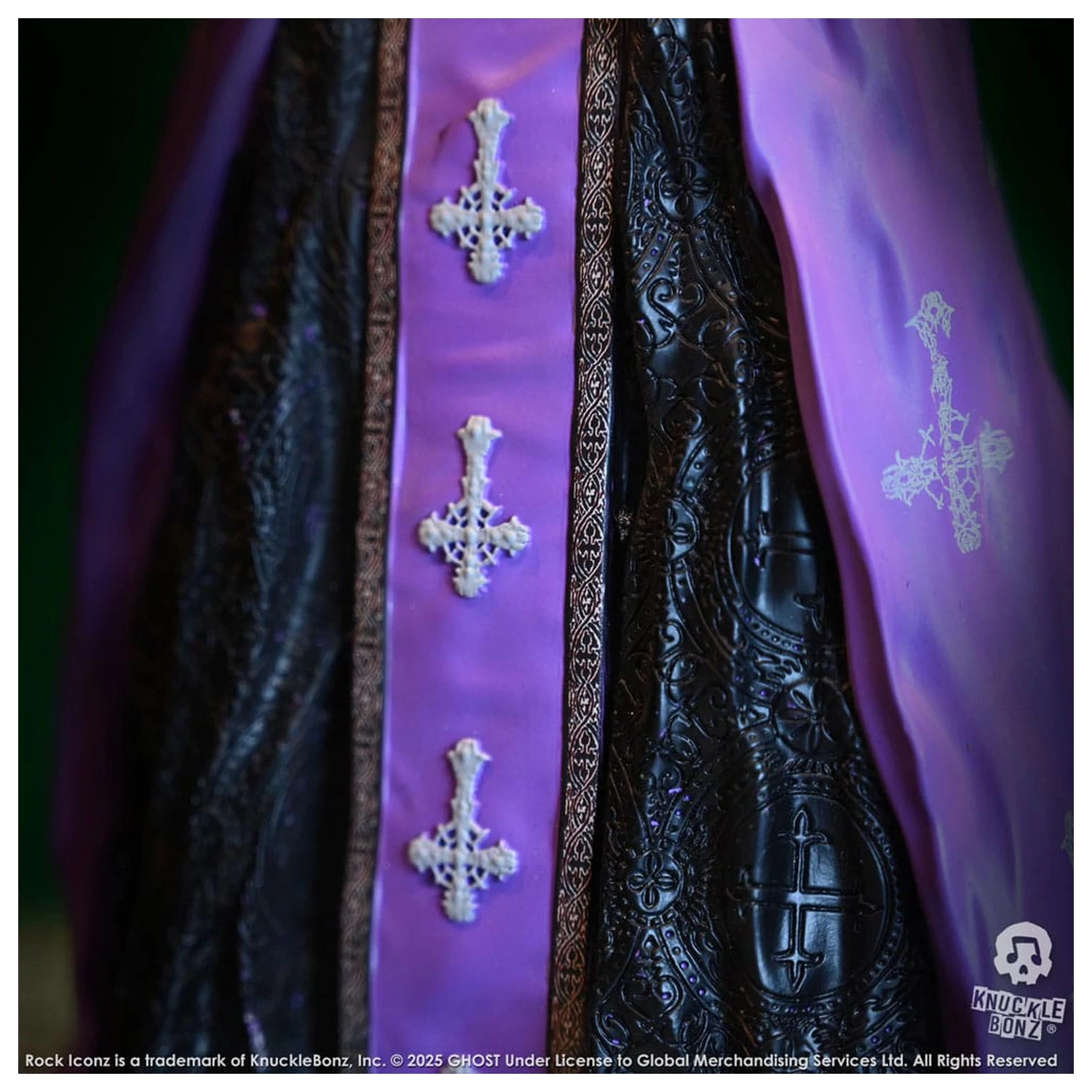 Ghost Rock Iconz statua Papa V Perpetua Purple Robes 22 cm fotografija proizvoda