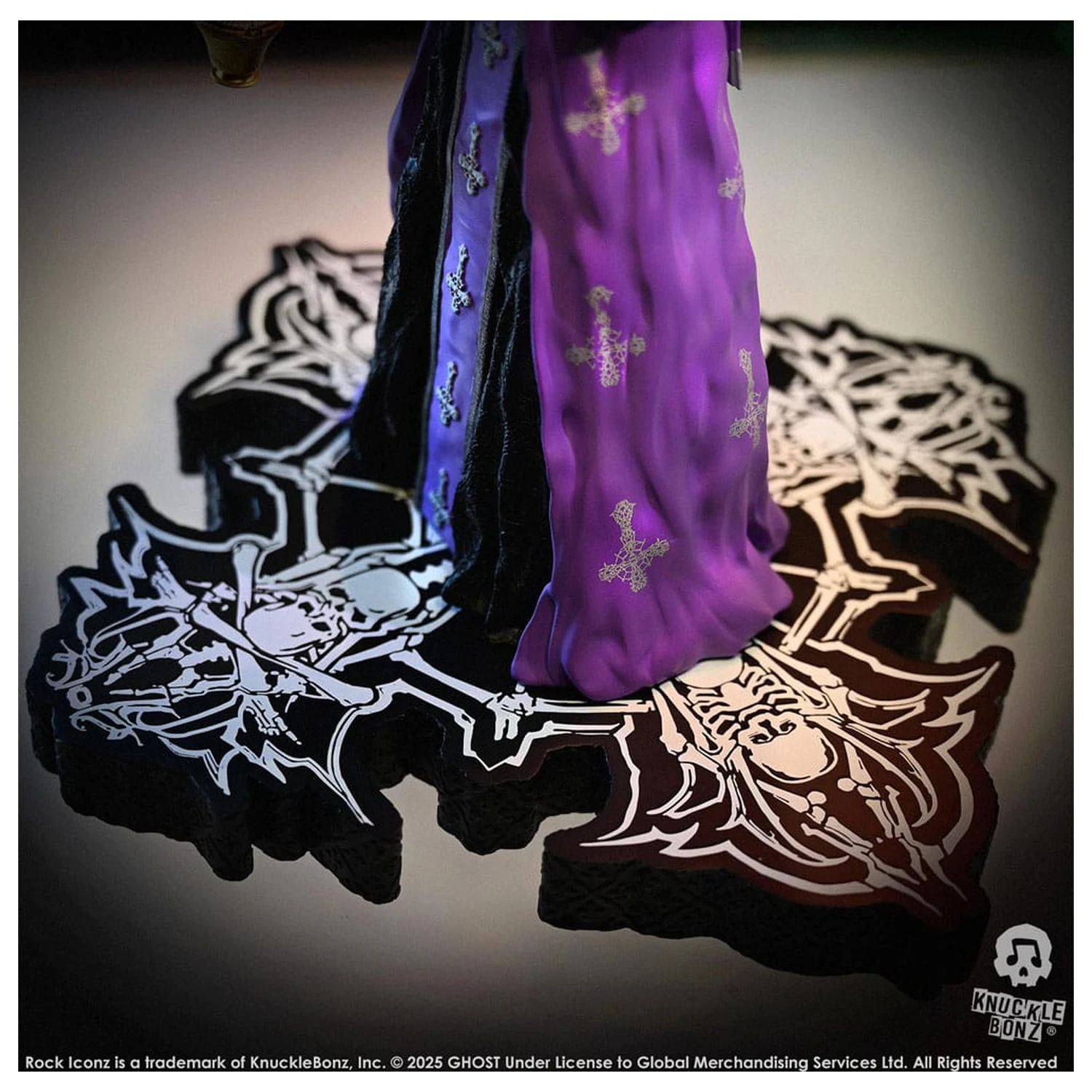 Ghost Rock Iconz statua Papa V Perpetua Purple Robes 22 cm fotografija proizvoda