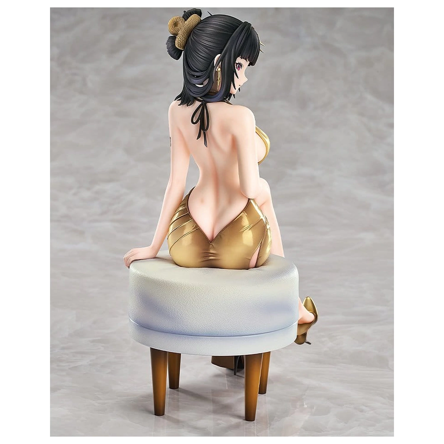 Goddess of Victory: Nikke PVC kip 1/7 D: Killer Wife - Secret Party Cleaner 21 cm fotografija proizvoda