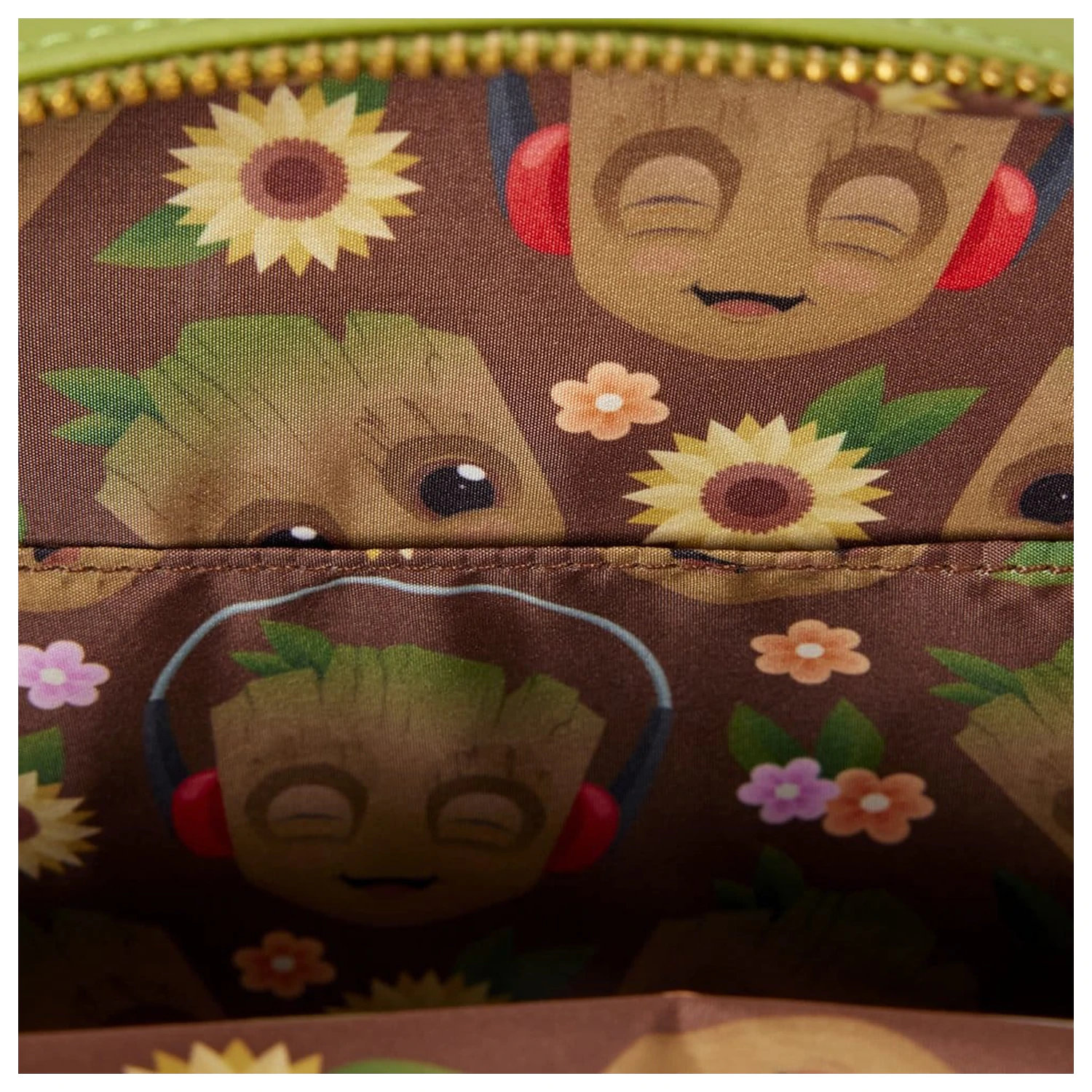 Guardians of the Galaxy by Loungefly torba preko tijela Groot Floral fotografija proizvoda