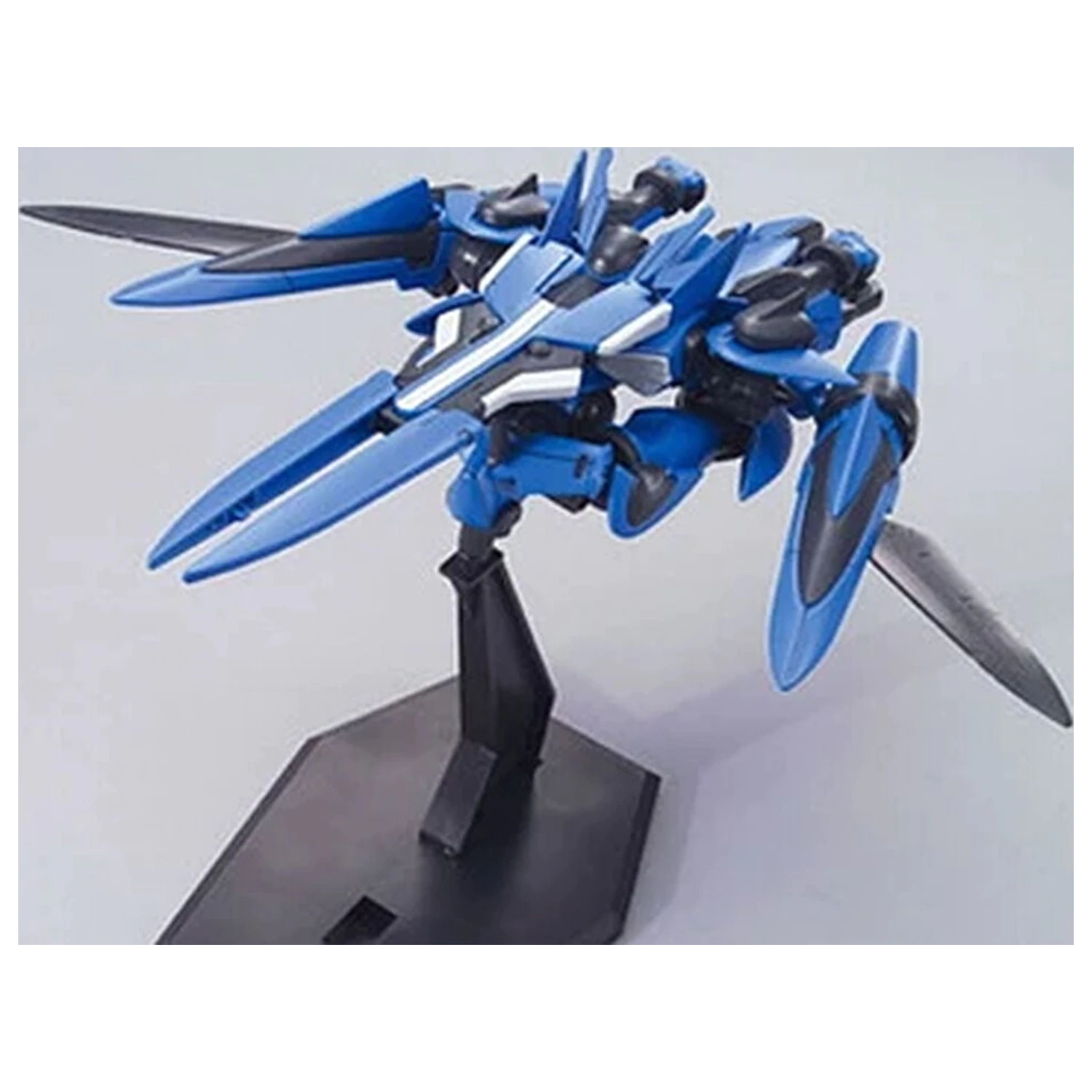 Gundam 00 The Movie Awakening of the Trailblazer Brave Commander Test Type Mobile Suit komplet modela HG 1/144 fotografija proizvoda