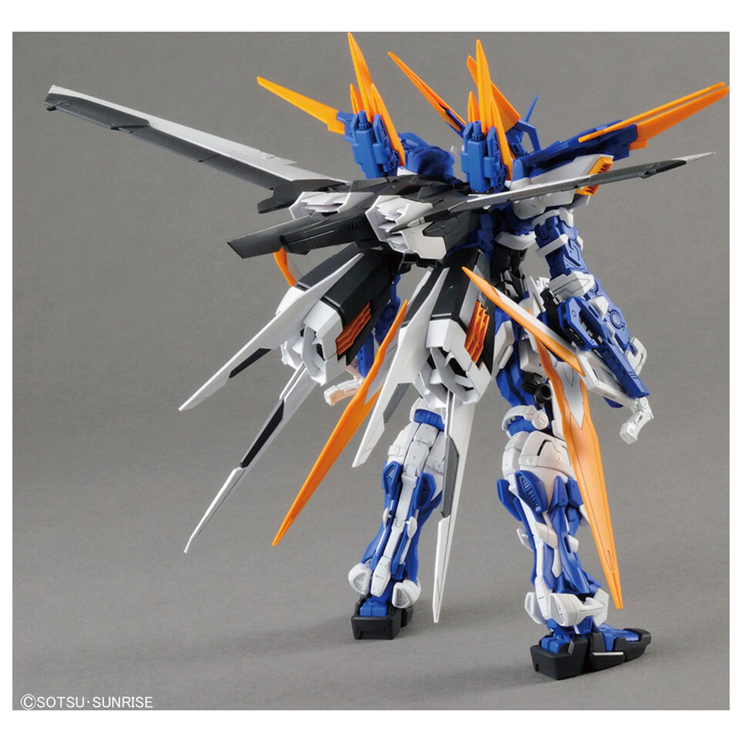 Model set MG 1/100 Gundam Astray Blue Frame D fotografija proizvoda