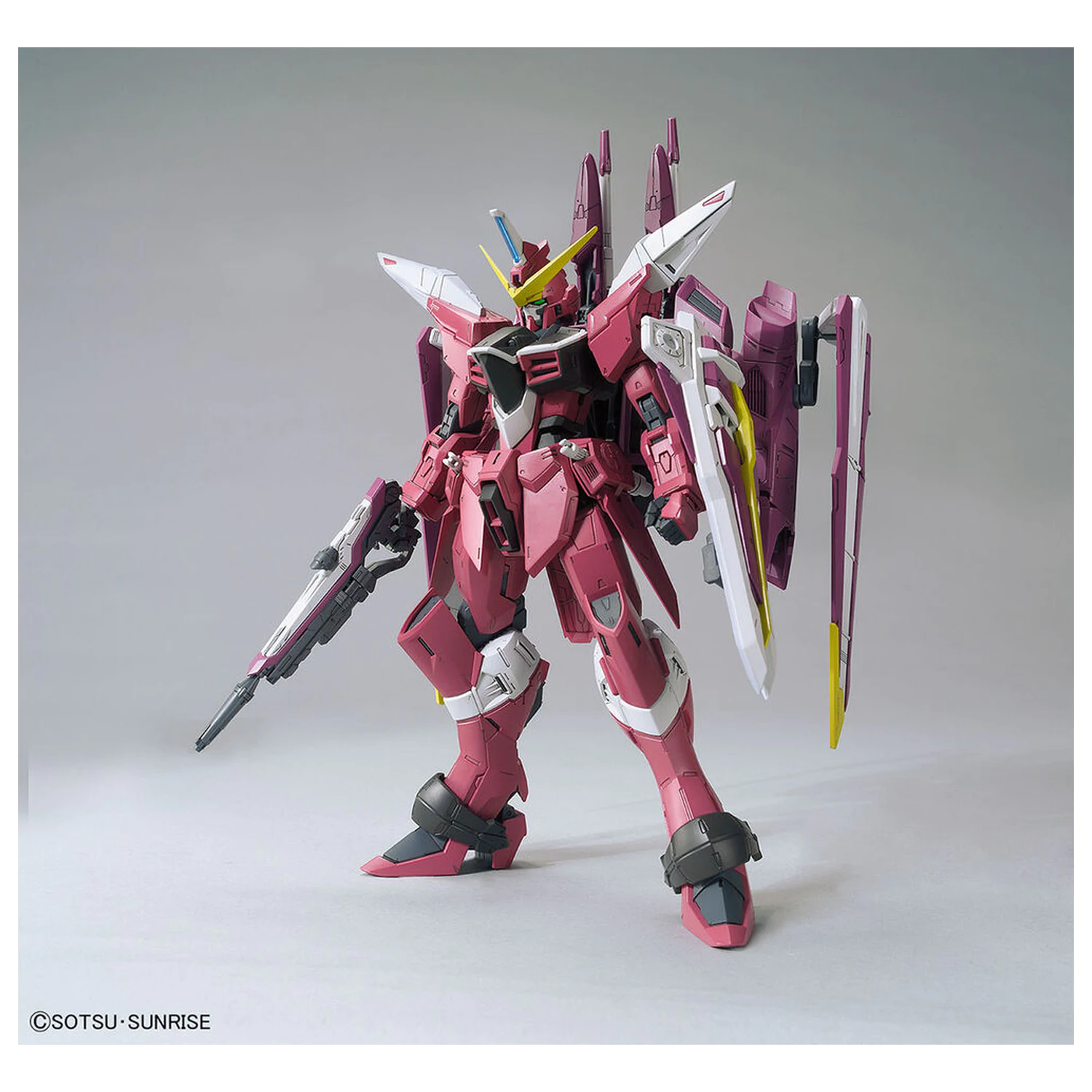 Model kit MG 1/100 Justice Gundam fotografija proizvoda