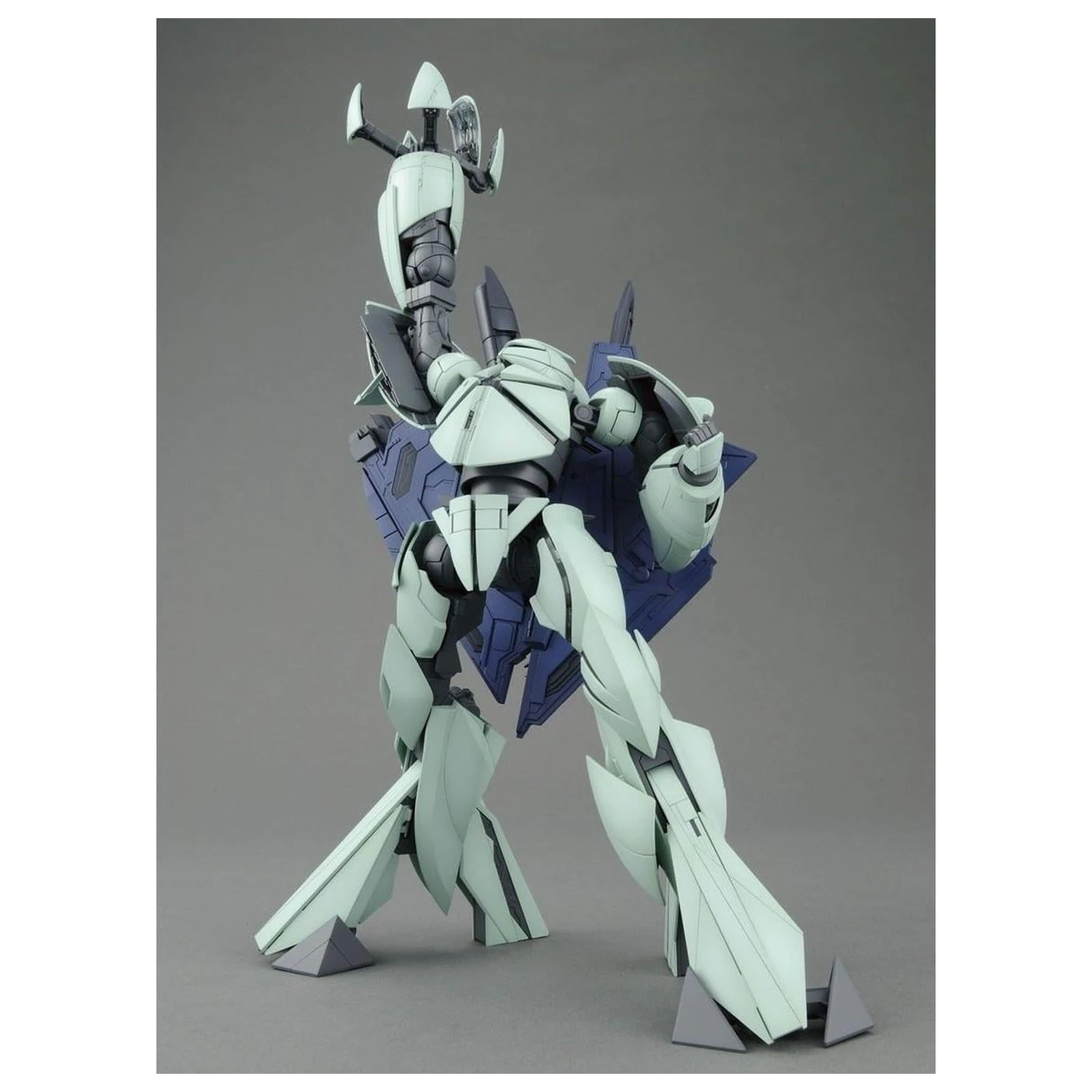 Gundam MG 1/100 Turn X Model Kit fotografija proizvoda