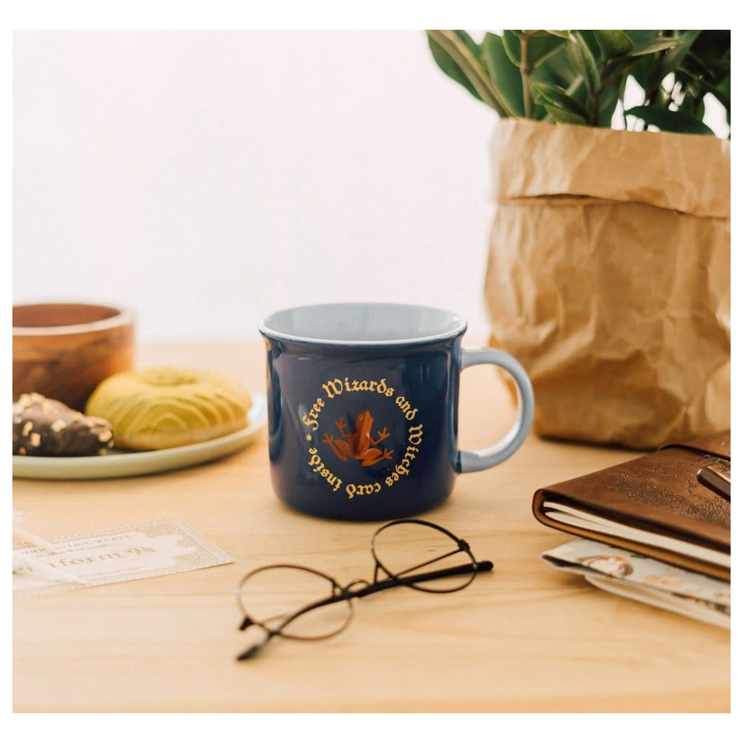 Harry Potter Premium Šalica Chocolate Frog 375 ml fotografija proizvoda
