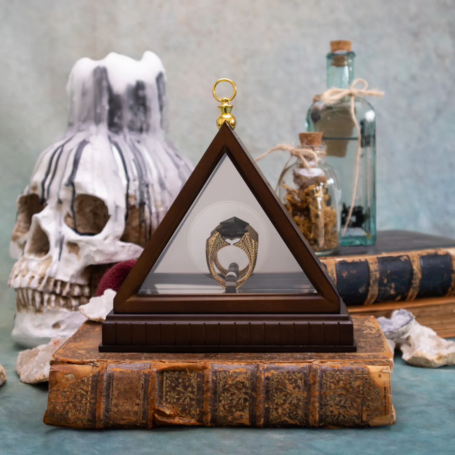 Harry Potter Replika 1/1 Prsten Horcruxa Lorda Voldemorta (pozlaćen) fotografija proizvoda
