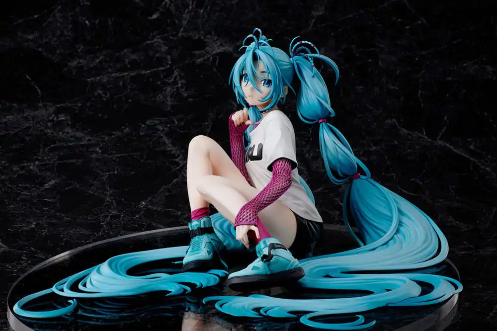 Hatsune Miku Kip 1/4 Yoneyama Mai The Latest Street Style 