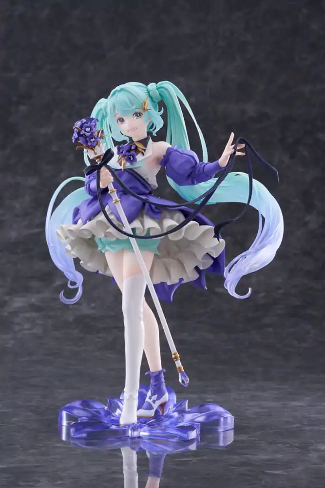Hatsune Miku AMP PVC Kipić Hatsune Miku Birthday 2024 Ver. 21 cm fotografija proizvoda