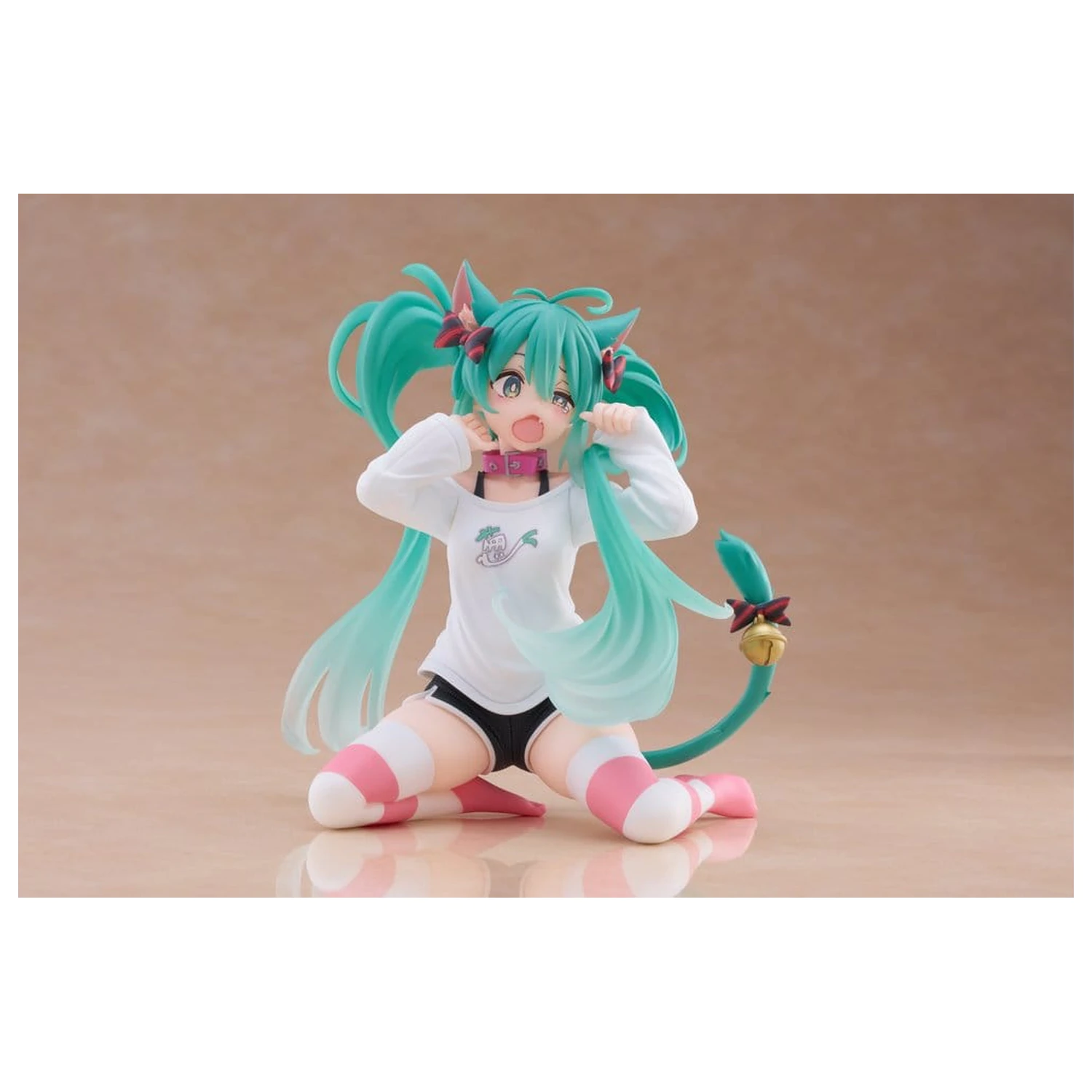 Hatsune Miku PVC Statua za stol slatka figura Hatsune Miku Cat Ear T-Shirt Ver. 13 cm fotografija proizvoda