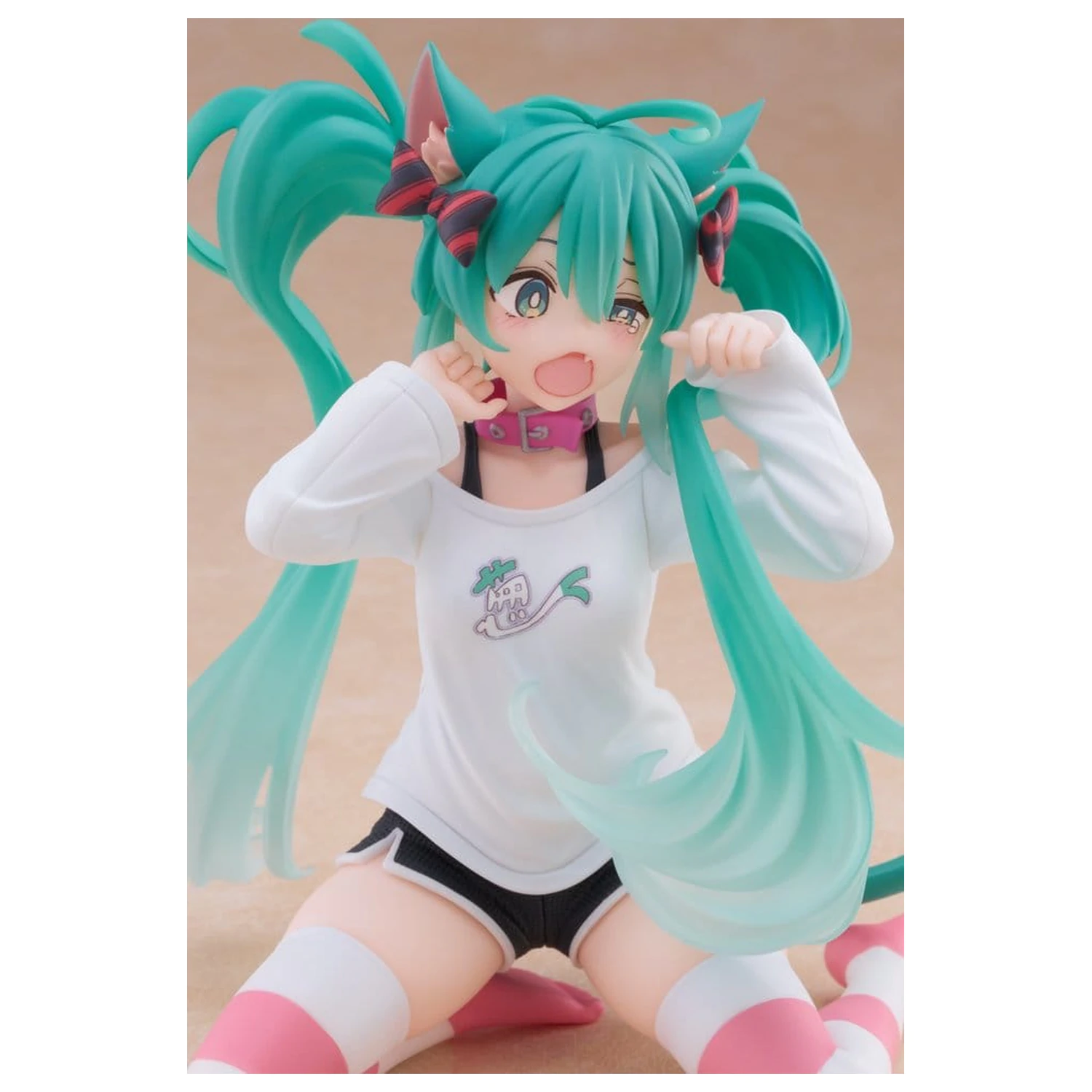 Hatsune Miku PVC Statua za stol slatka figura Hatsune Miku Cat Ear T-Shirt Ver. 13 cm fotografija proizvoda