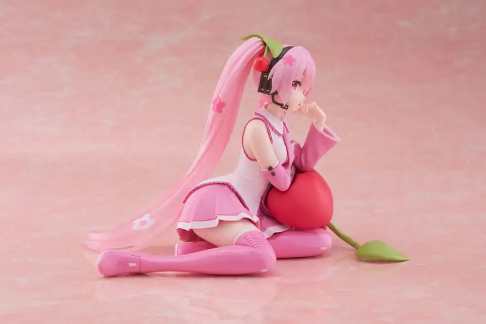 Hatsune Miku PVC Kip Stolni Slatka Figura Sakura Miku Jastučić od Višnje Ver. 13 cm fotografija proizvoda