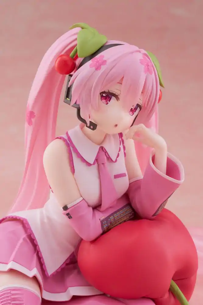 Hatsune Miku PVC Kip Stolni Slatka Figura Sakura Miku Jastučić od Višnje Ver. 13 cm fotografija proizvoda