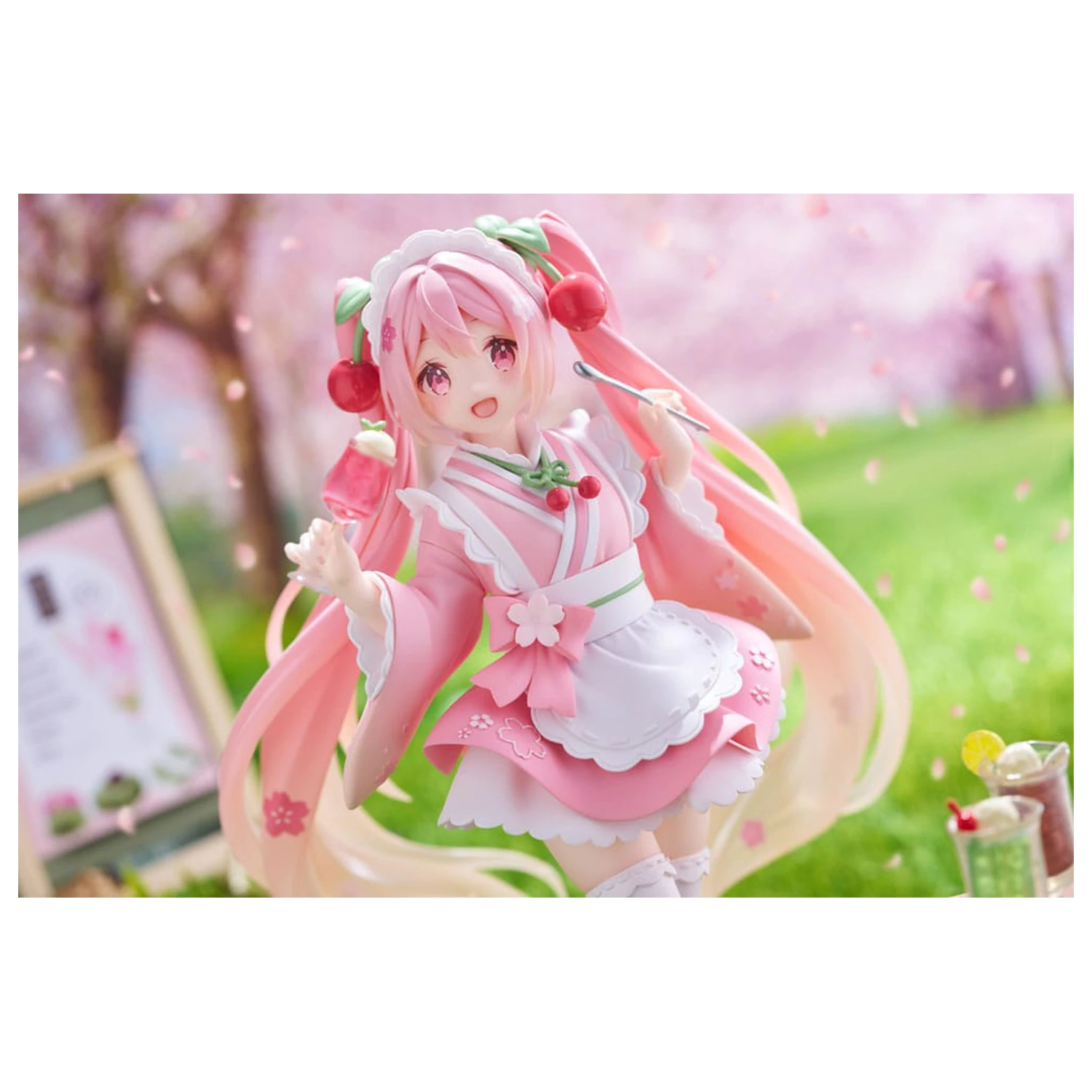 Hatsune Miku PVC Statua Newley Written Sakura Miku Japanese Cafe Ver. Reissue 18 cm fotografija proizvoda