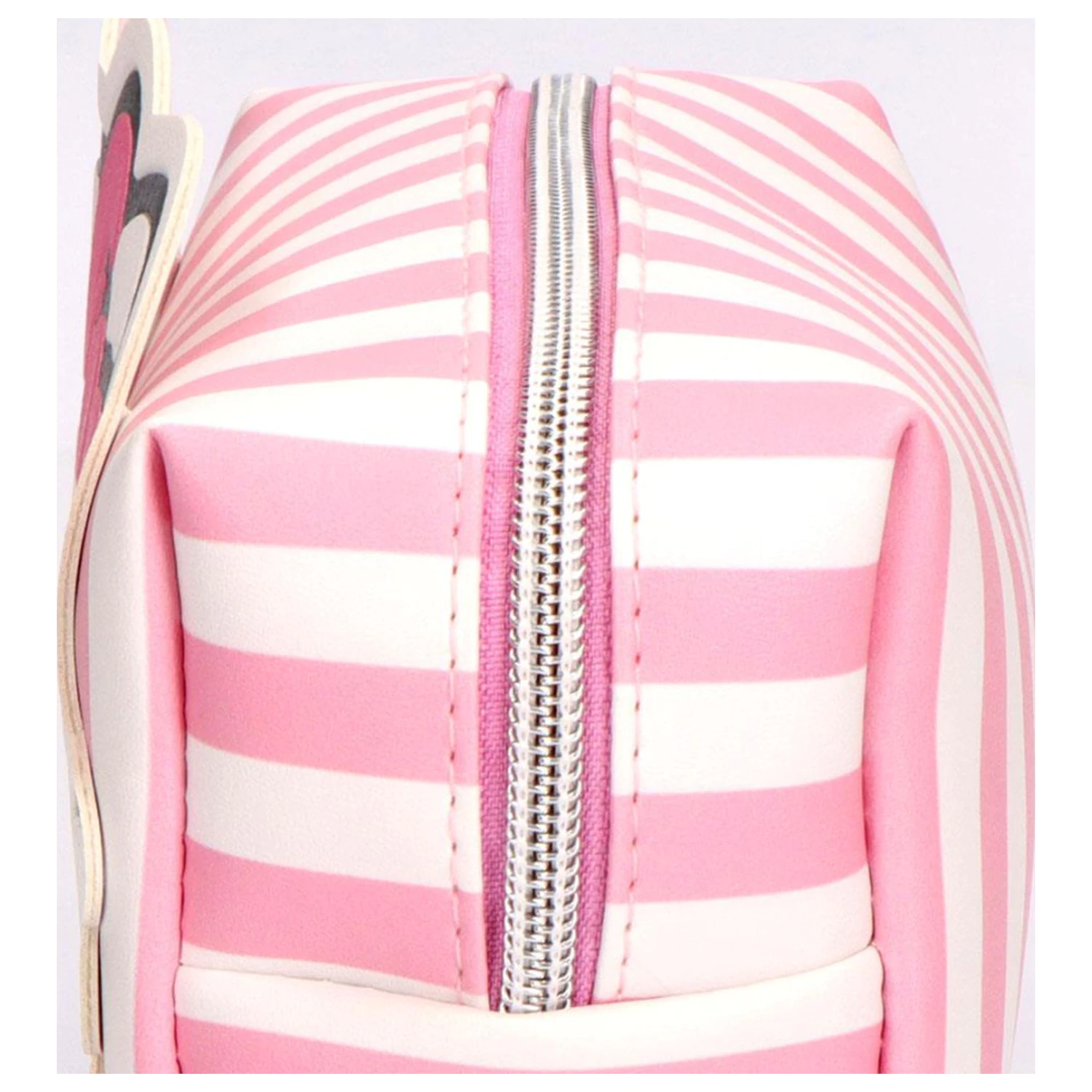 Hello Kitty prugasta torbica za kozmetiku 18 cm fotografija proizvoda