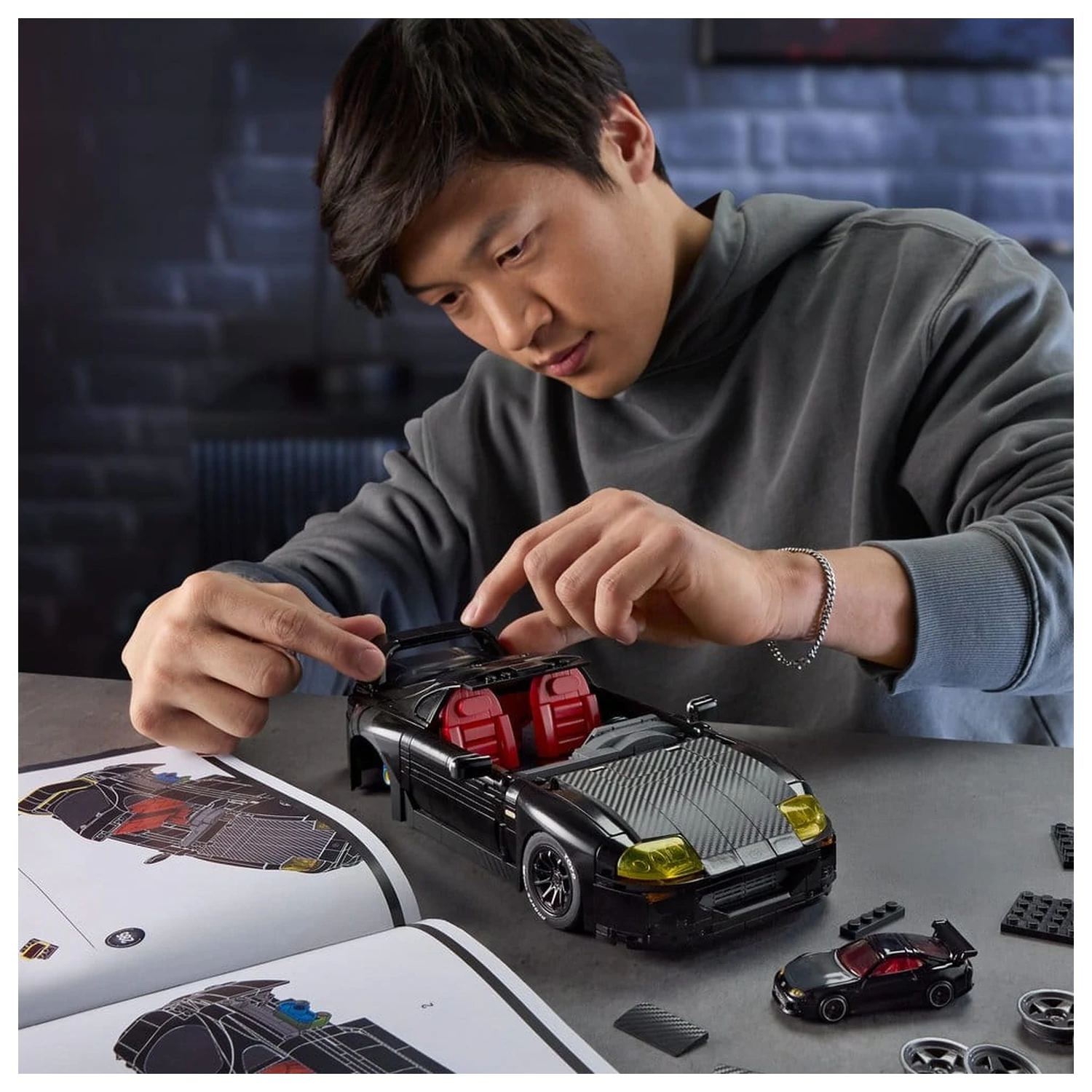 Hot Wheels Elite Mattel Brick Shop građevinski set 1/16 '94 Toyota Supra MKIV fotografija proizvoda
