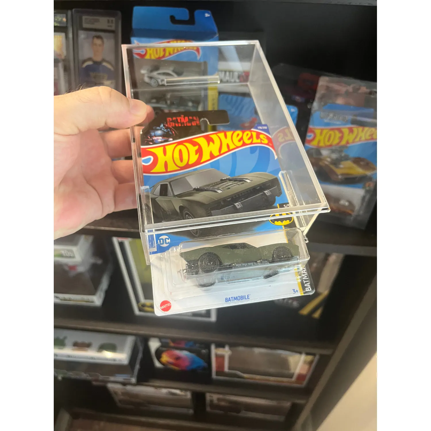 Hot Wheels Mainline akrilna kutija, 2-Pack fotografija proizvoda