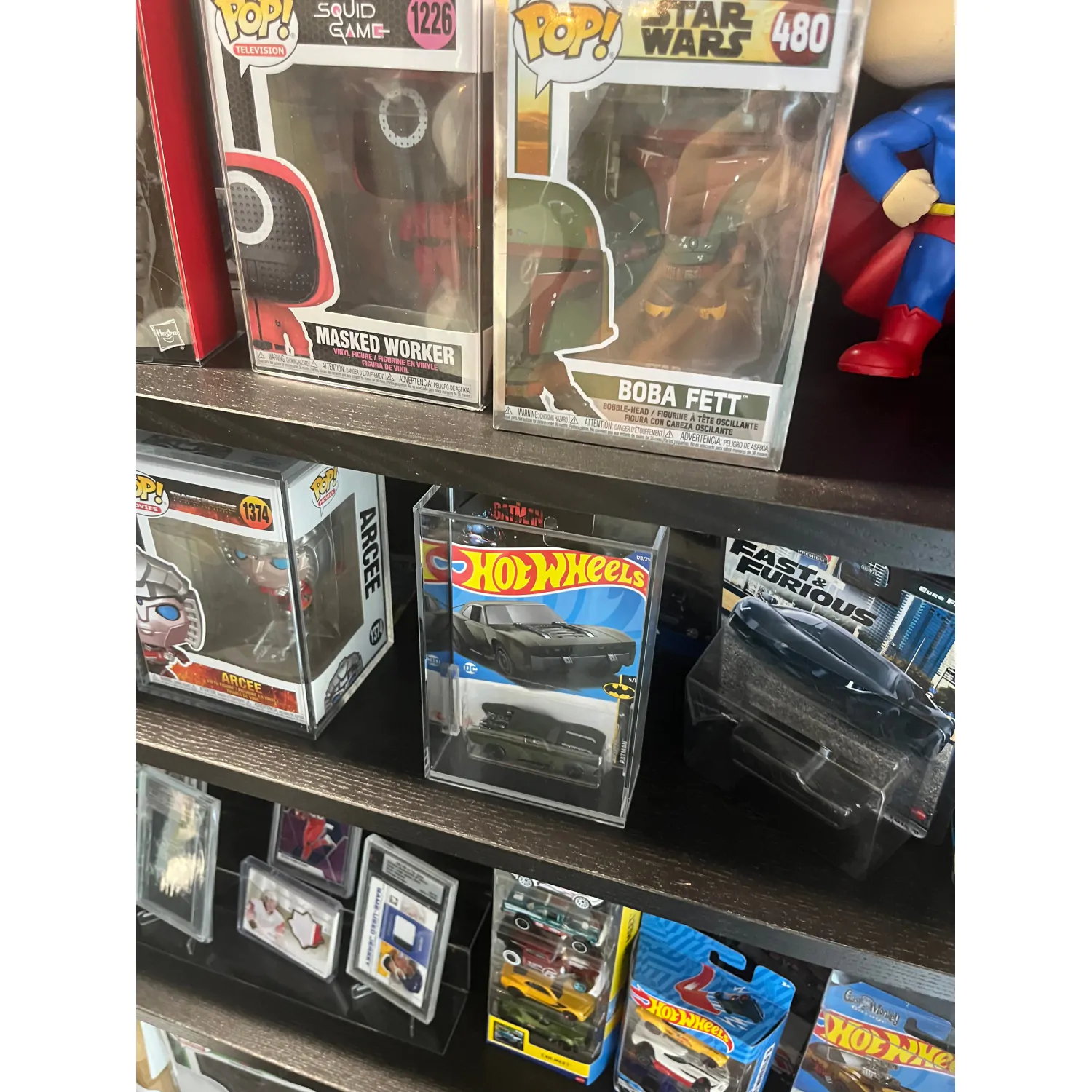 Hot Wheels Mainline akrilna kutija, 2-Pack fotografija proizvoda