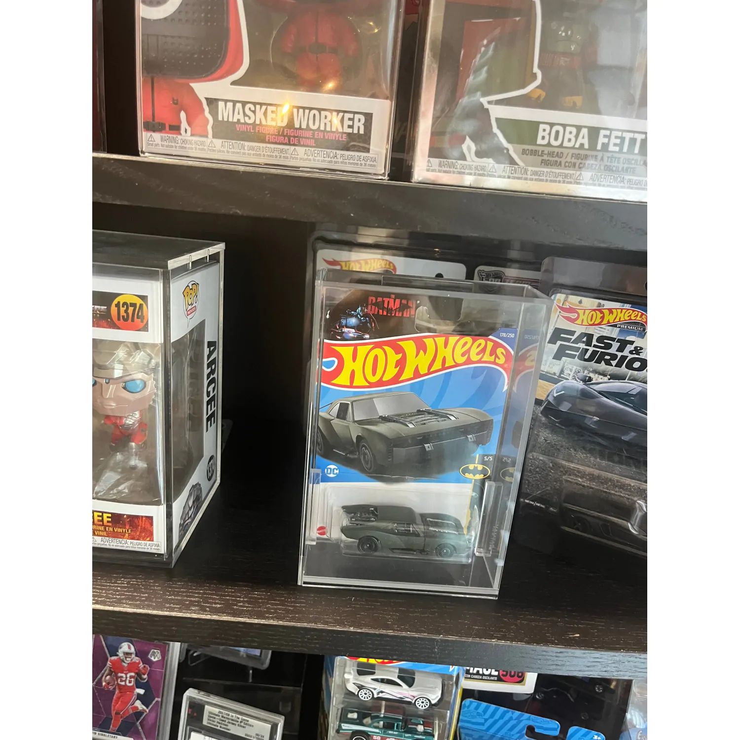 Hot Wheels Mainline akrilna kutija, 2-Pack fotografija proizvoda