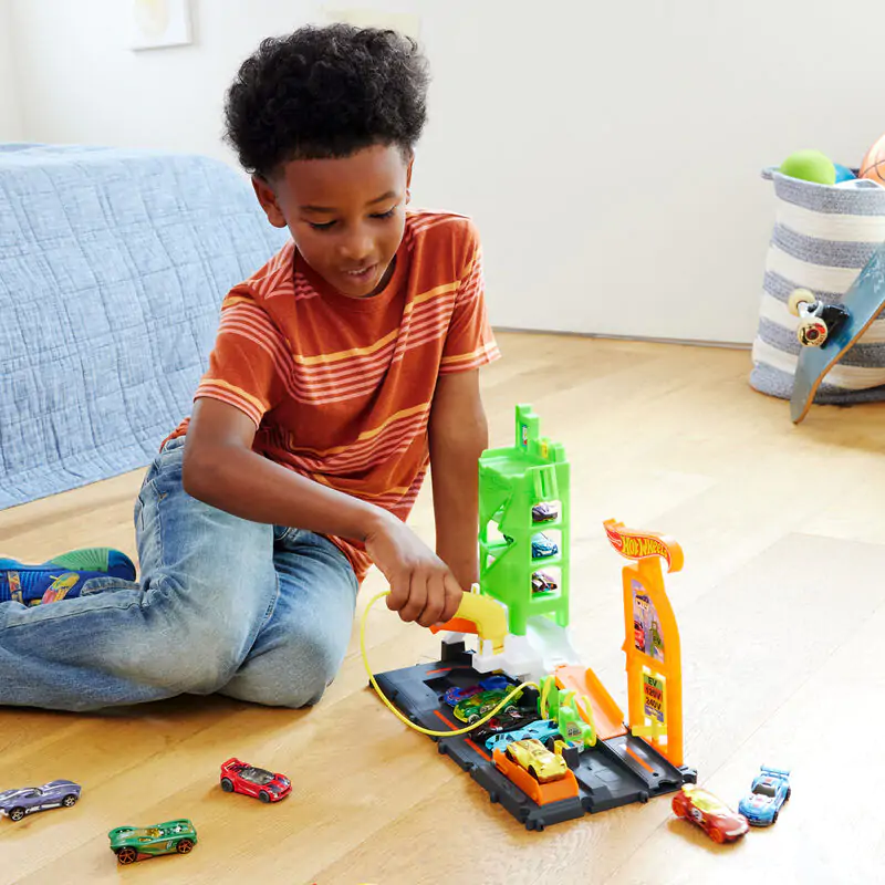 Hot Wheels Super Recharge benzinska postaja fotografija proizvoda