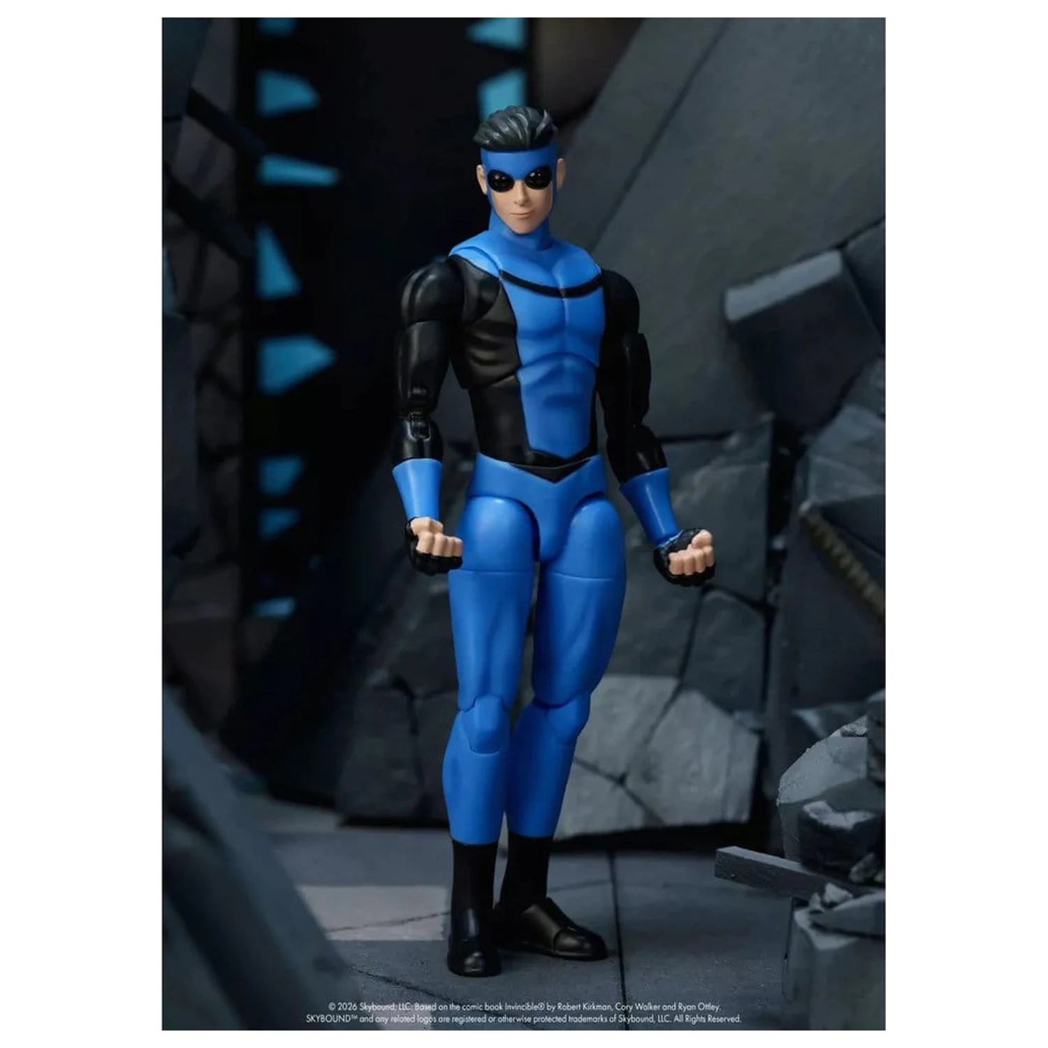 Invincible Action Figure Invincible 16 cm fotografija proizvoda