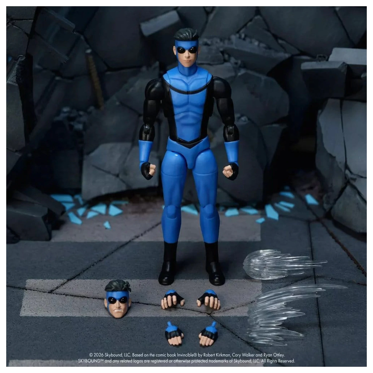 Invincible Action Figure Invincible 16 cm fotografija proizvoda