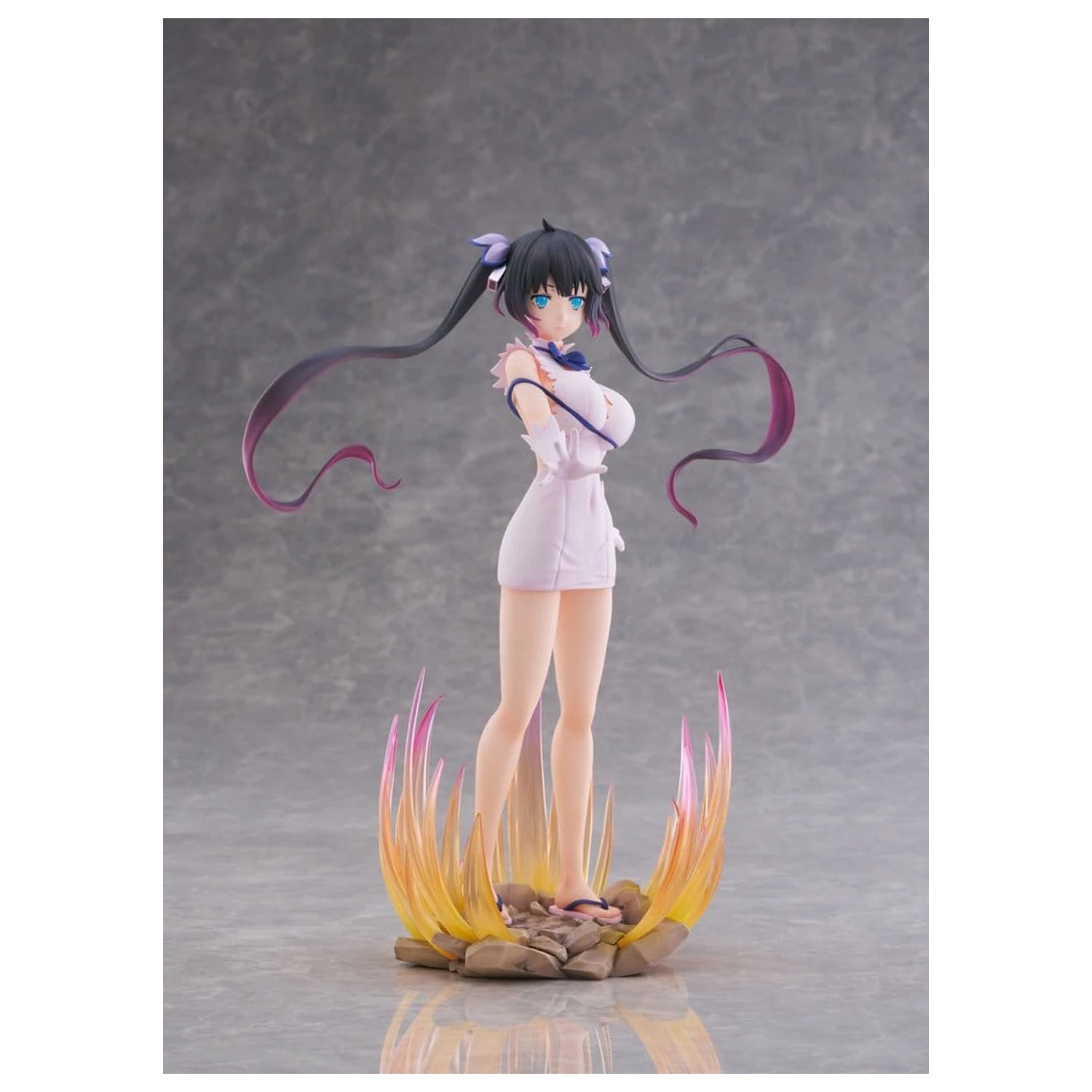 Is It Wrong to Try to Pick Up Girls in a Dungeon? V PVC figura 1/7 Hestia Divinity Unleashed Ver. AmiAmi Limited Edition 24 cm fotografija proizvoda