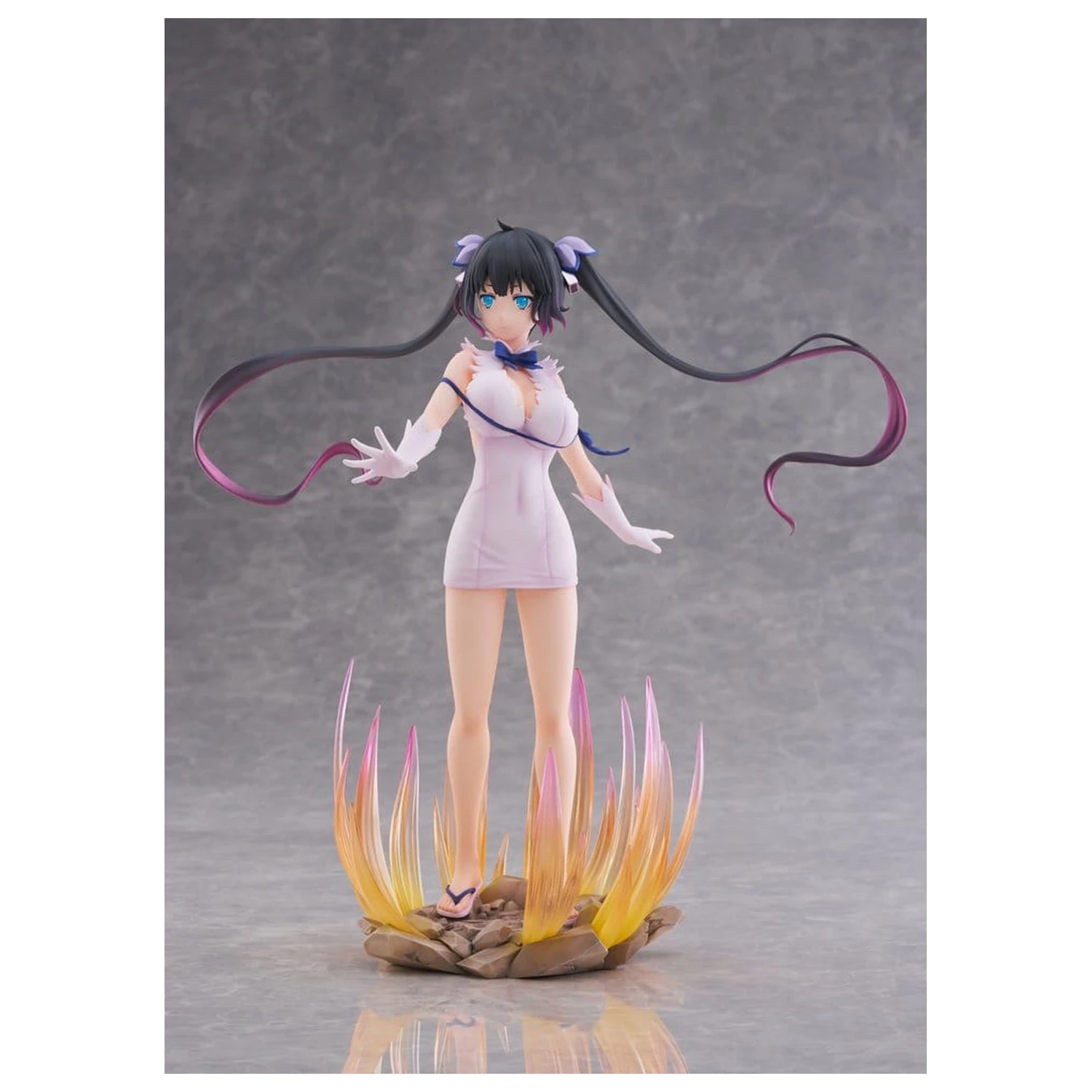 Is It Wrong to Try to Pick Up Girls in a Dungeon? V PVC figura 1/7 Hestia Divinity Unleashed Ver. AmiAmi Limited Edition 24 cm fotografija proizvoda