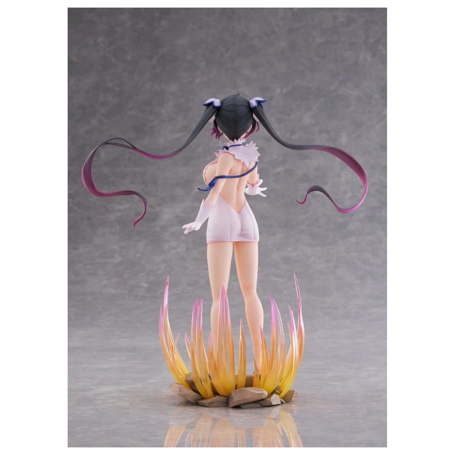 Is It Wrong to Try to Pick Up Girls in a Dungeon? V PVC figura 1/7 Hestia Divinity Unleashed Ver. AmiAmi Limited Edition 24 cm fotografija proizvoda